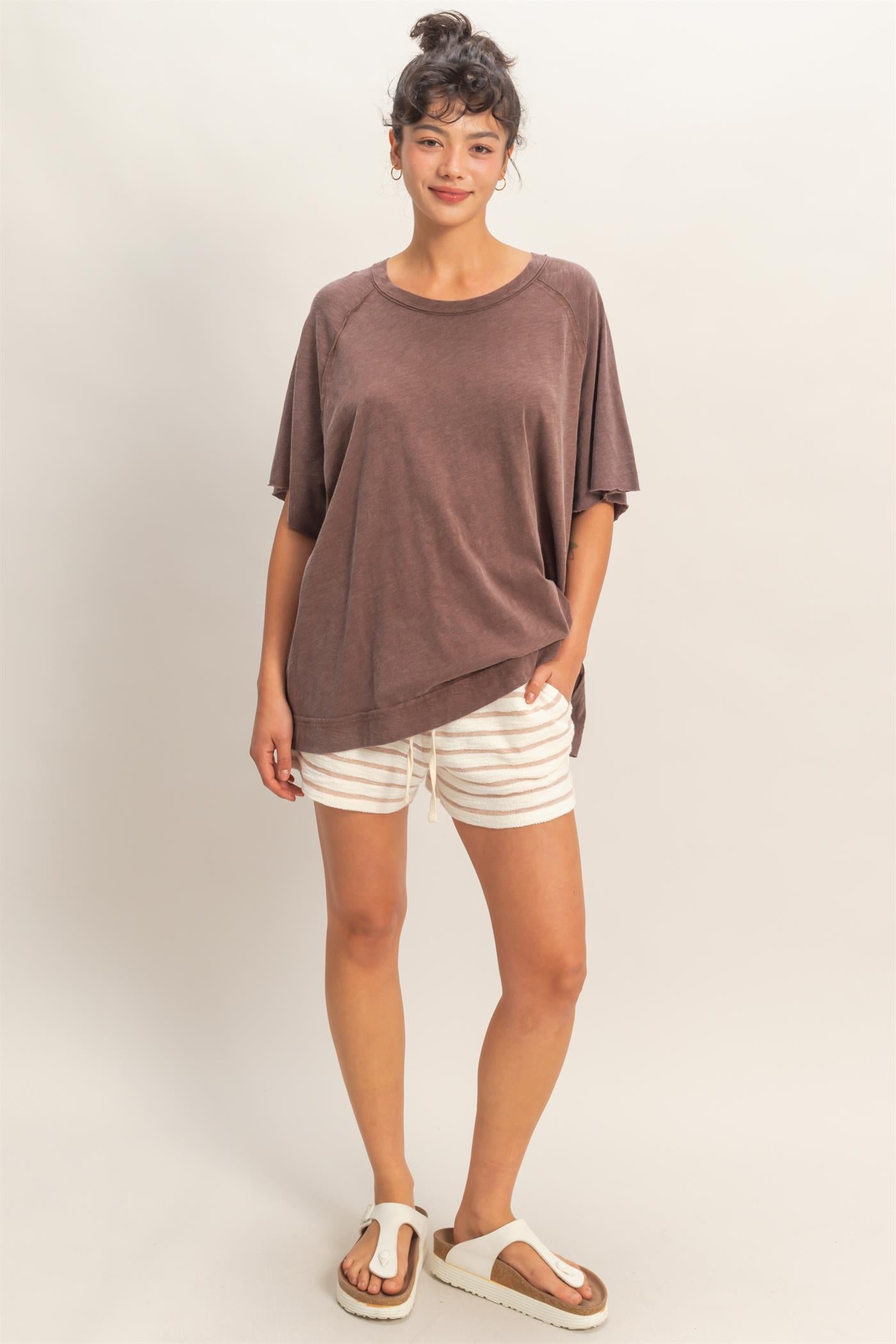 Wholesale Acid Washed Oversized Raw Edges Raglan Tee T-Shirts DZ26A333 CHOCOLATE DOUBLE ZERO