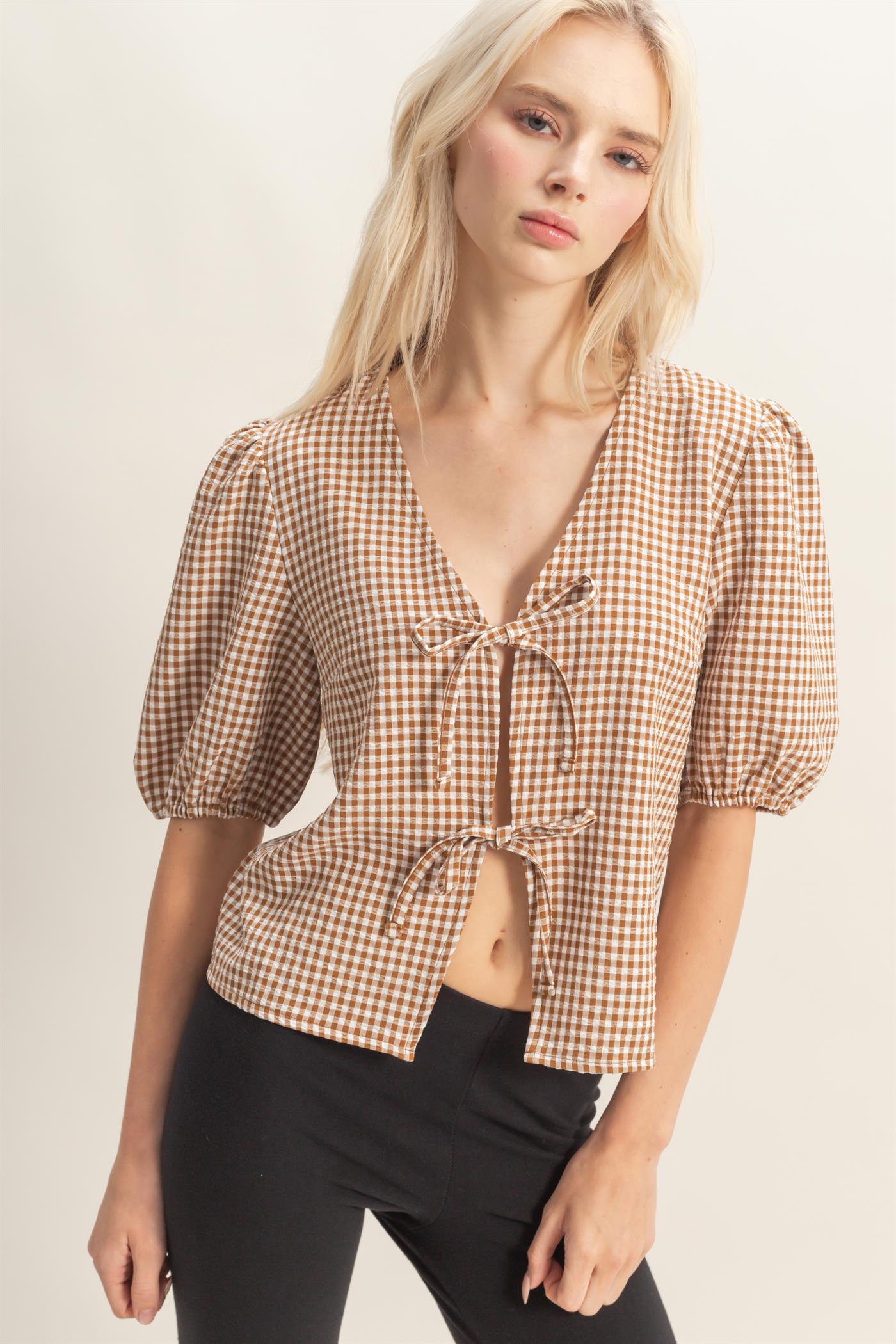 Wholesale Gingham Bow Tie Puff Sleeve Blouse Blouses DZ26C229 BROWN DOUBLE ZERO