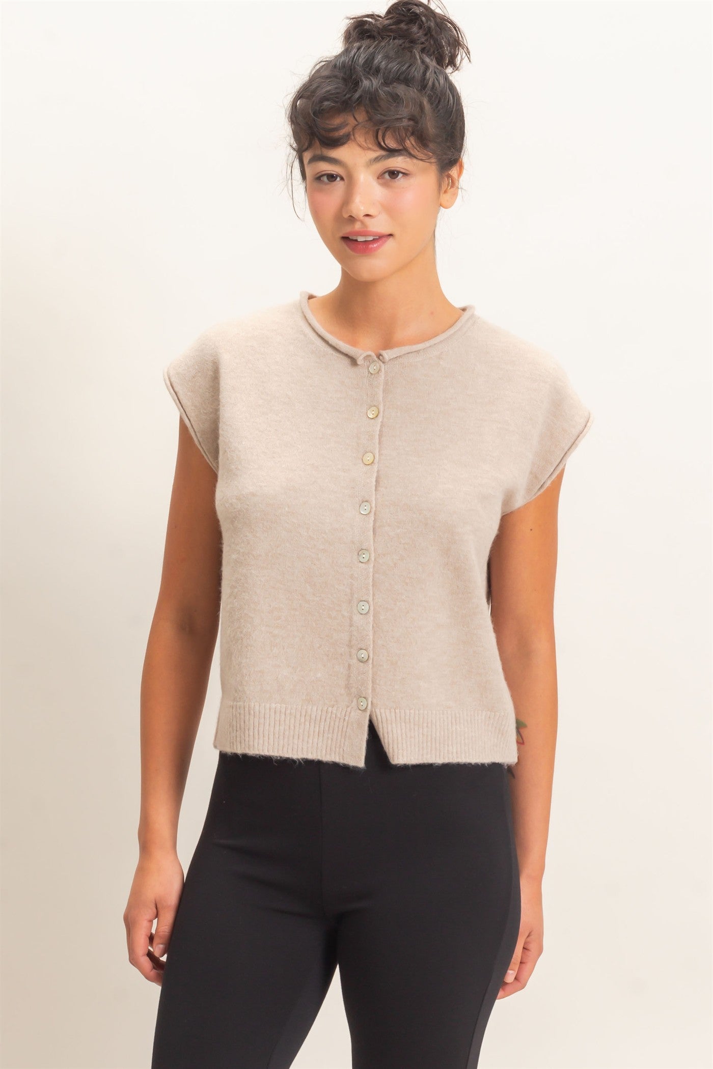 Wholesale Rolled Edge Button Front Sweater Vest Sweaters DZ26E239 TAUPE DOUBLE ZERO