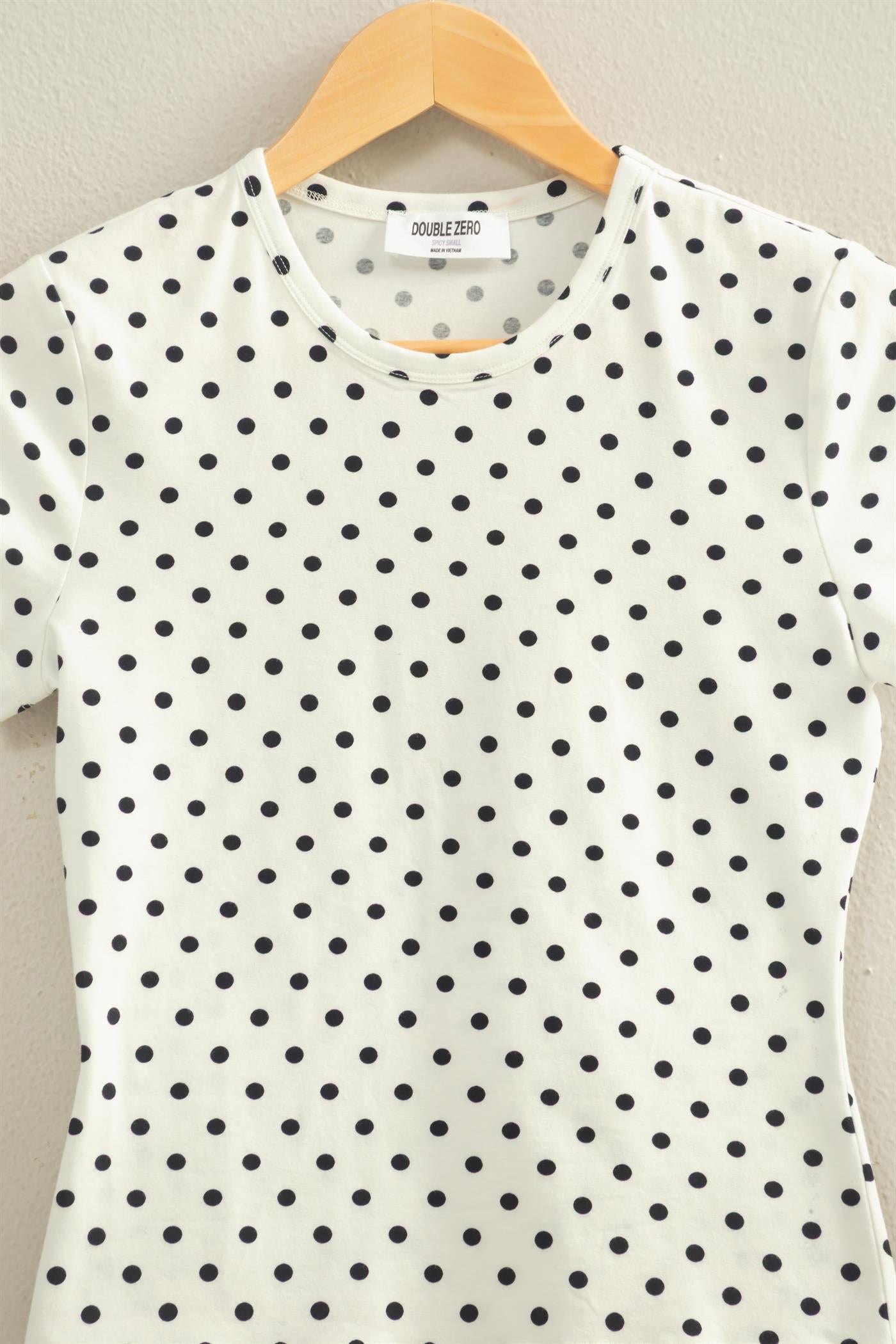 Wholesale Polka Dot Short Sleeve Crew Neck Top Clothing Tops DZ26C383 WHITE DOUBLE ZERO