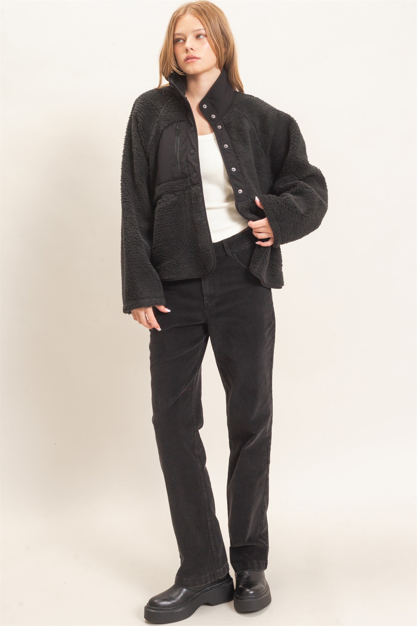 Wholesale Sherpa Fleece Jacket Coats & Jackets HF26E077 BLACK HYFVE