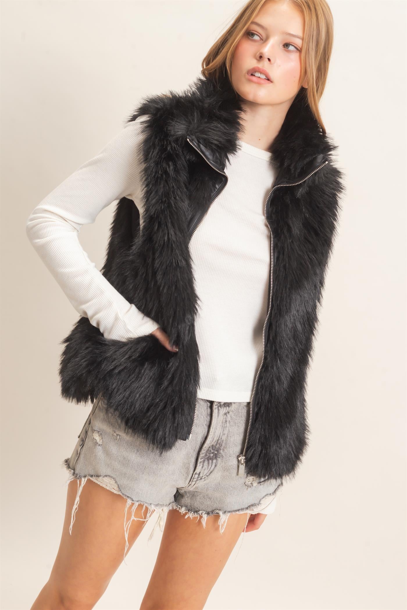 Wholesale Faux Fur Zip-Up Outerwear Vest Vests HF26E532 BLACK HYFVE