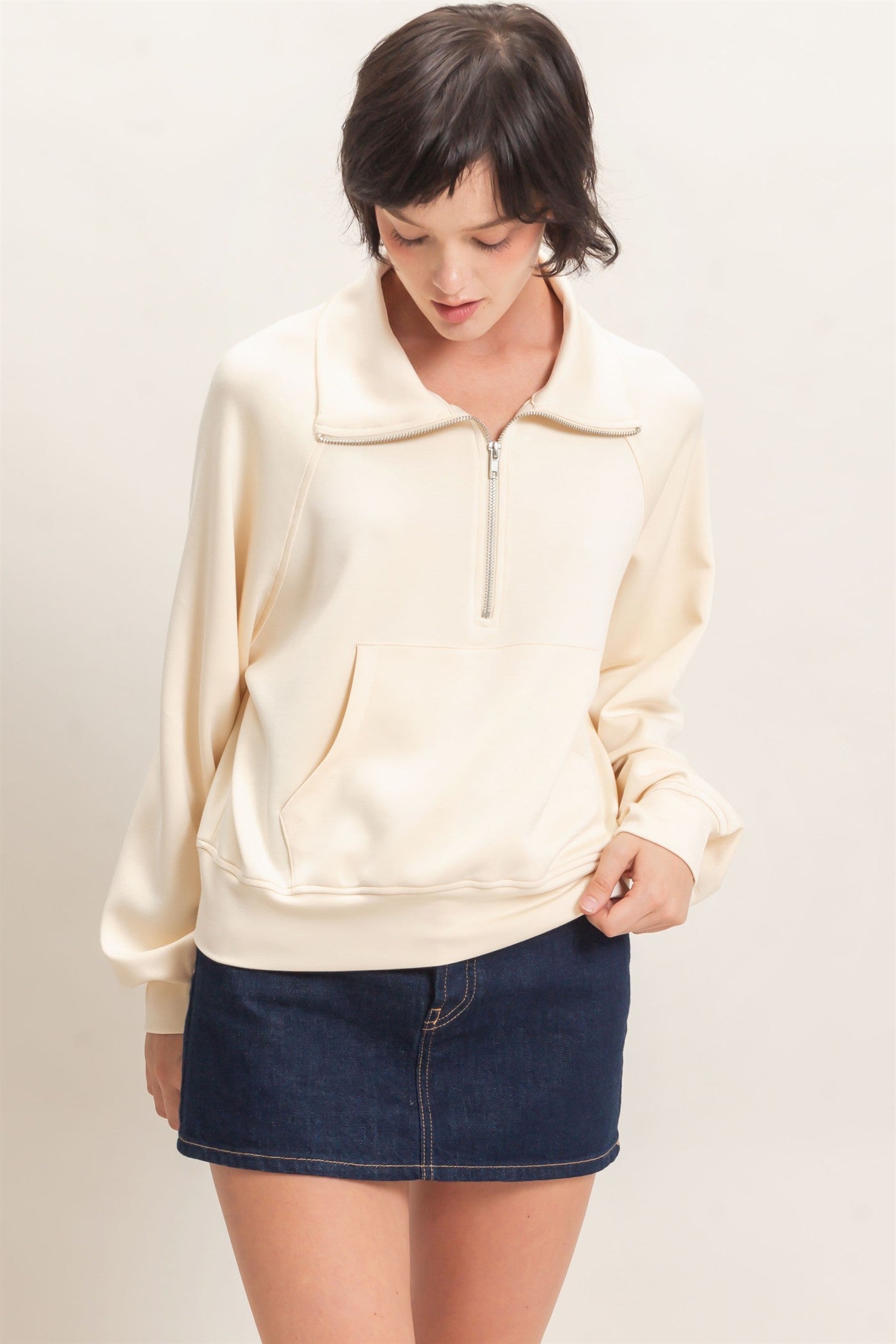 Wholesale Half-Zip Collar Raglan Pullover Sweatshirts DZ26C967 ALPACA DOUBLE ZERO
