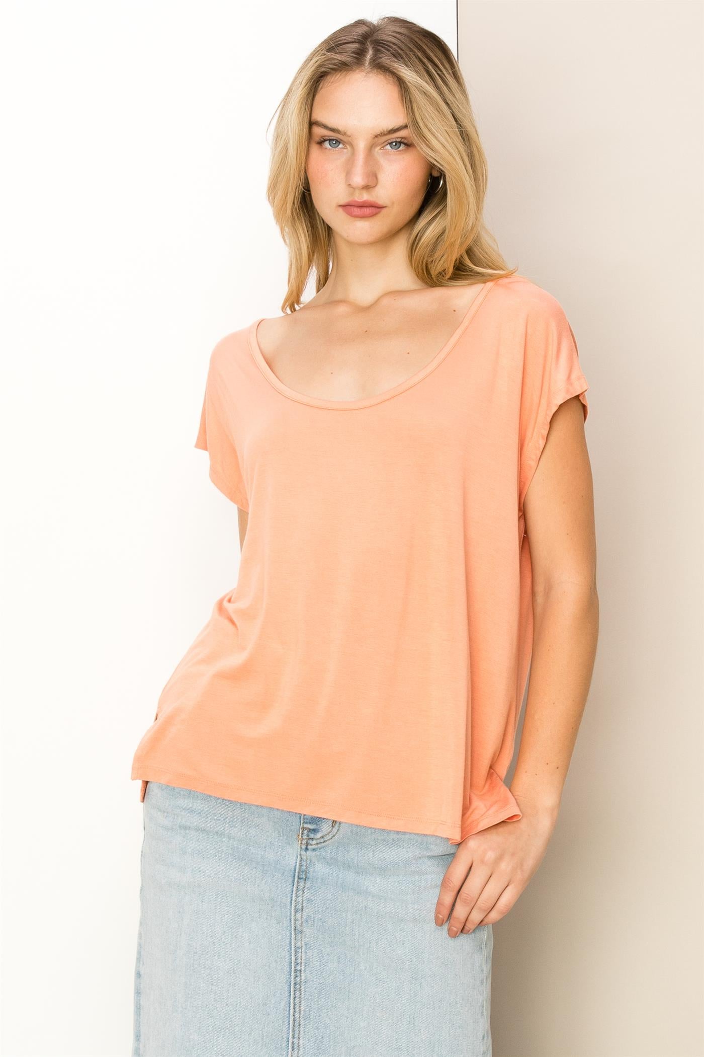 Wholesale Scoop Neck Short Sleeves Top Clothing Tops DZ23C788 TROPICAL PEACH DOUBLE ZERO