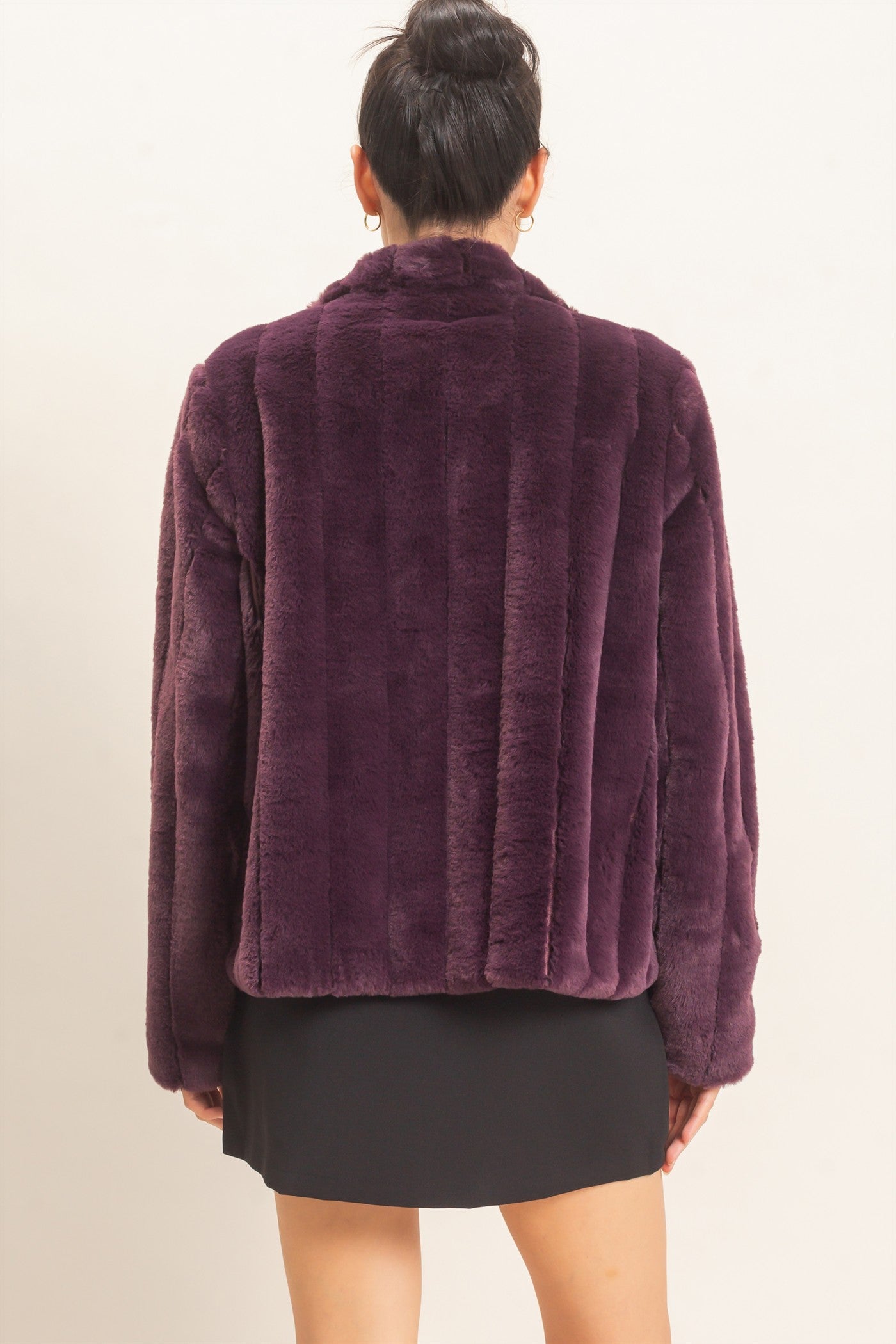 Wholesale Faux Fur Jacket Coats & Jackets HF26F203 PLUM WINE HYFVE