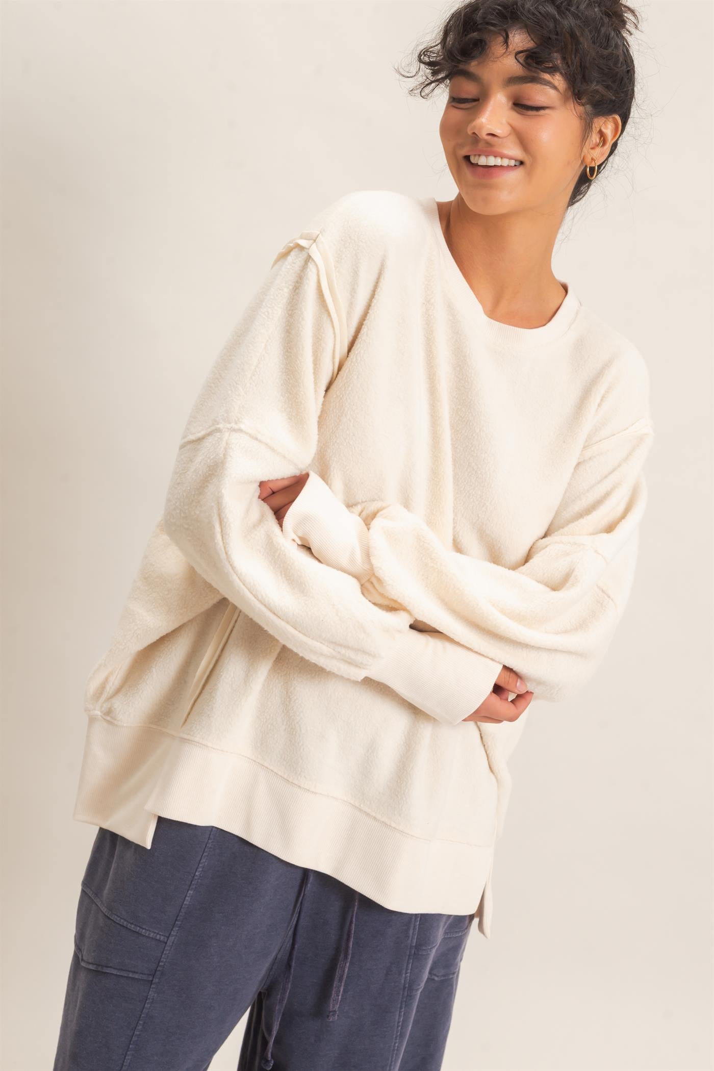 Wholesale Oversized Raw Edge Crew Neck Sweatshirt Sweatshirts DZ26E273 IVORY DOUBLE ZERO
