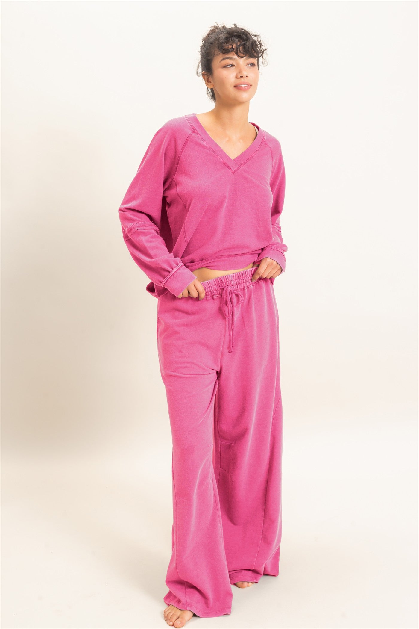 Wholesale Mineral Wash V-Neck Seam Detail Sweatshirt Sweatshirts DZ26F014 FUCHSIA DOUBLE ZERO