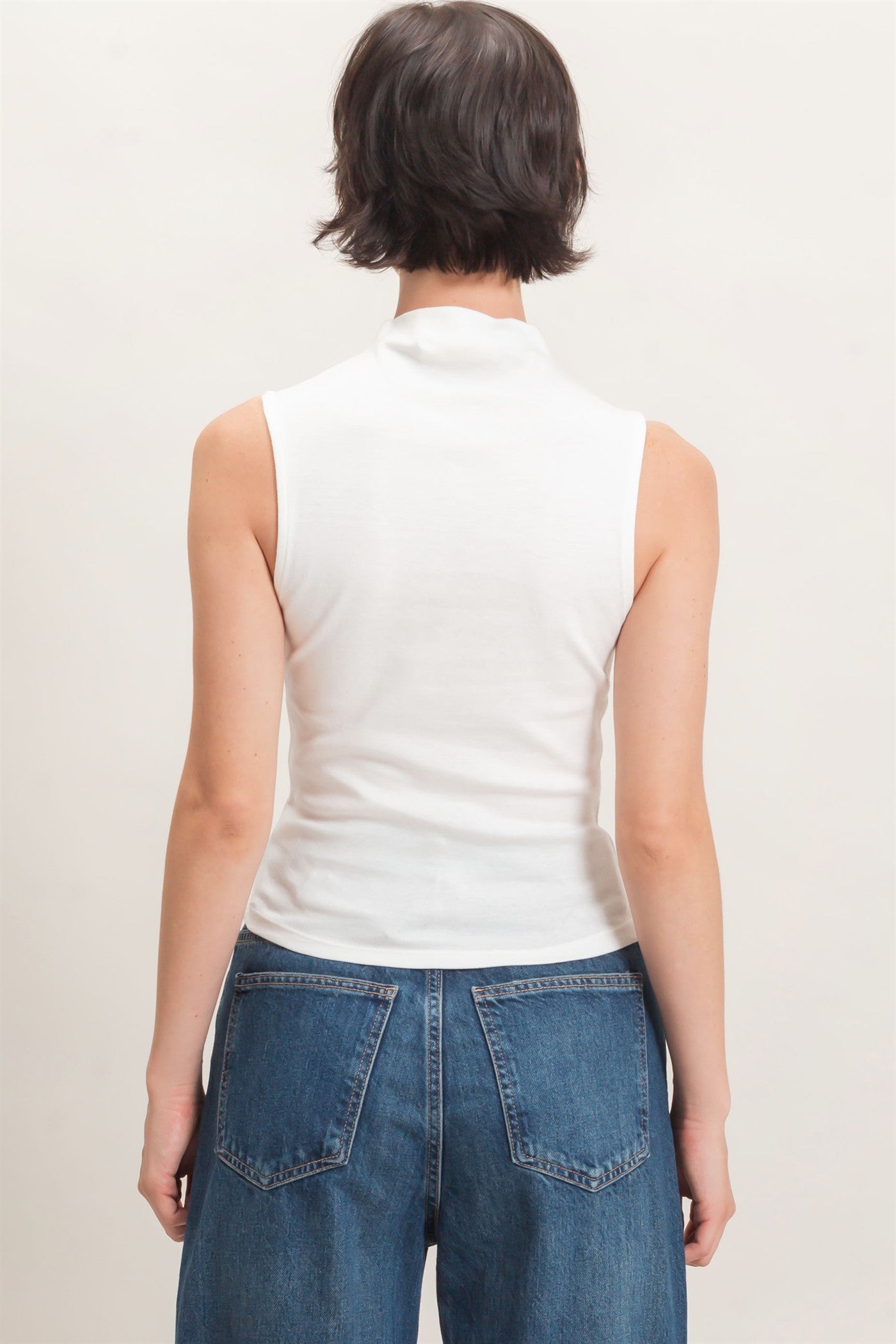 Wholesale Sleeveless Mock Neck Top Clothing Tops DZ26E397 WHITE DOUBLE ZERO