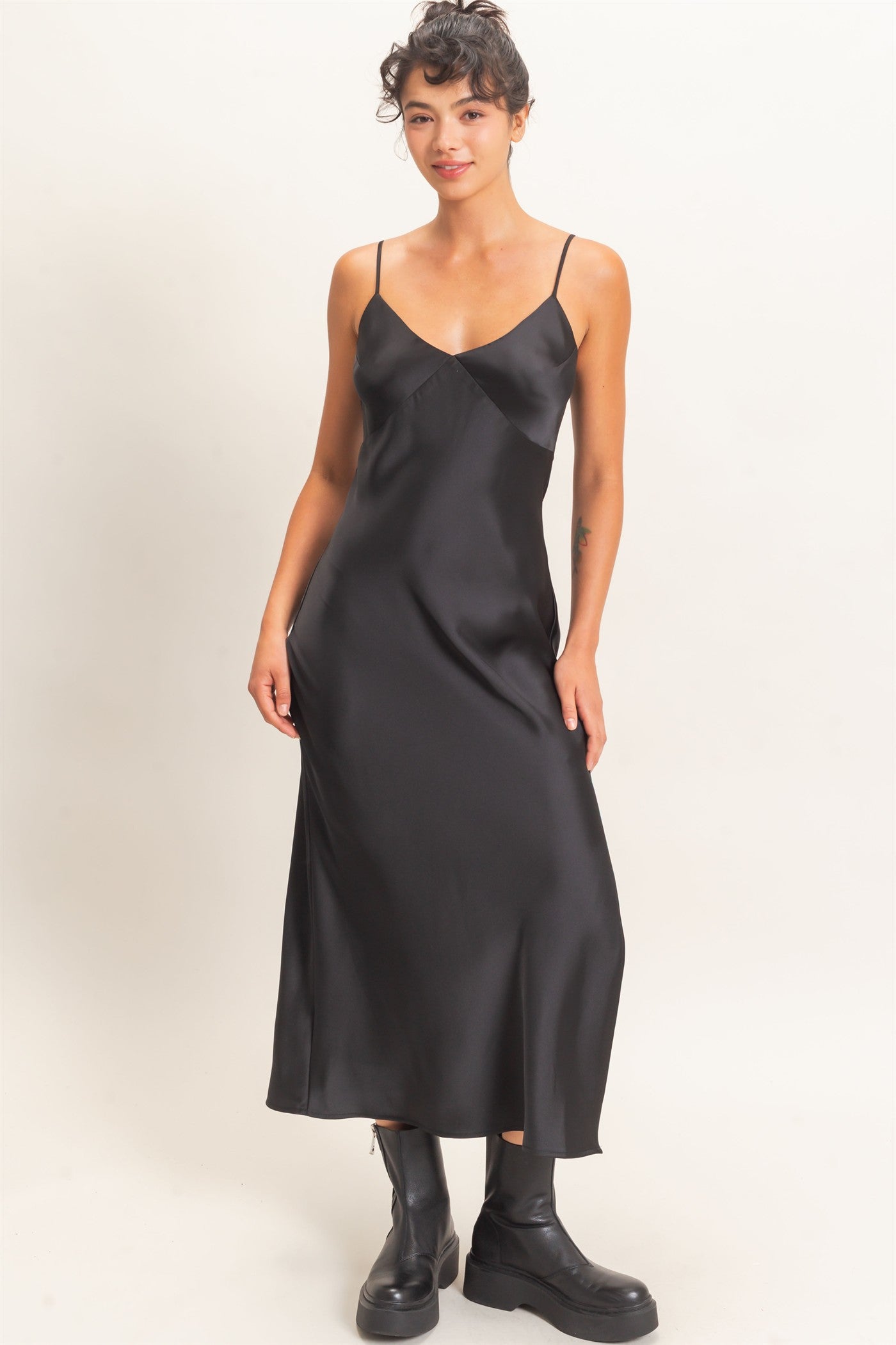 Wholesale Satin V-Neck Slip Dress Dresses DZ26E262 BLACK DOUBLE ZERO