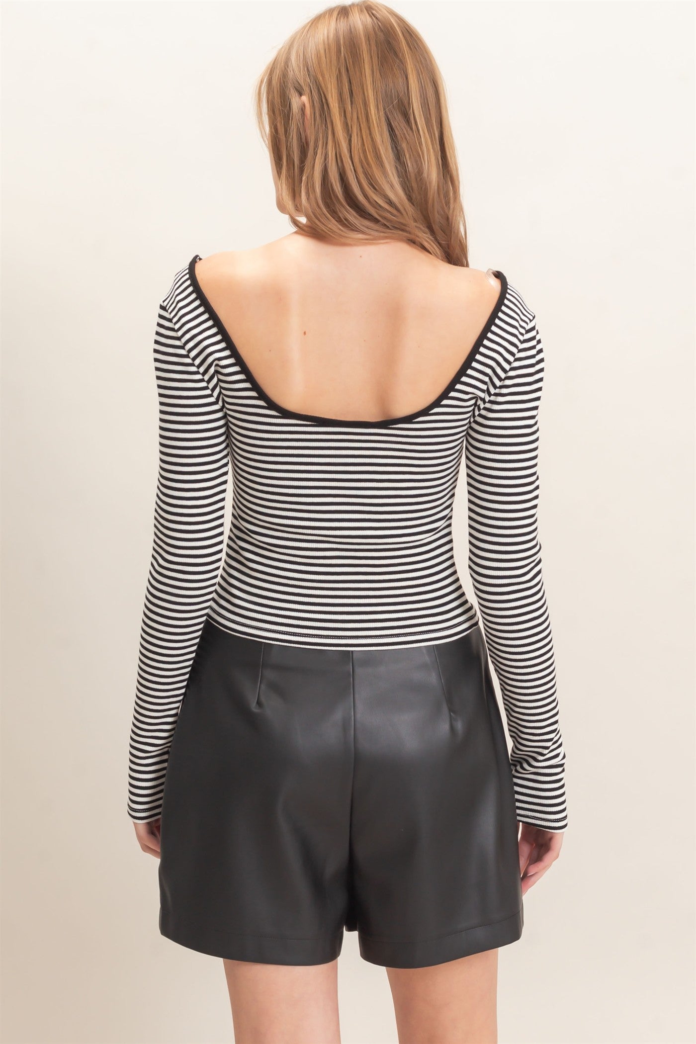 Wholesale Striped Boat Neck Long Sleeve Top Clothing Tops HF26F080 BLACK/WHITE HYFVE