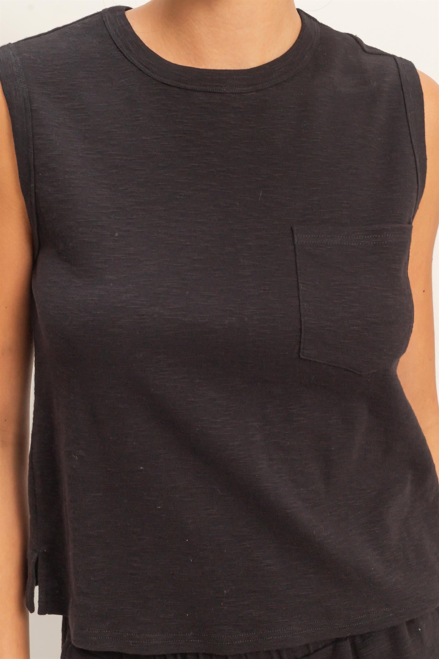 Wholesale Sleeveless Cotton Top With Pocket Clothing Tops DZ26A234 BLACK DOUBLE ZERO