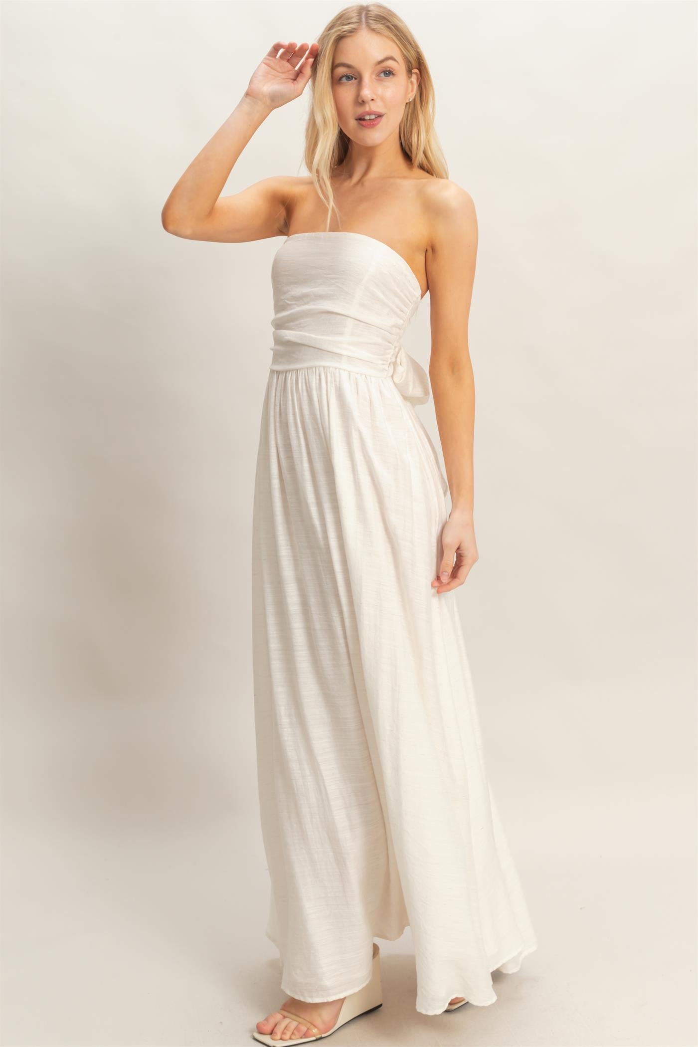 Wholesale Strapless Tie-Back Smocked Dress Dresses HF26C750 WHITE HYFVE