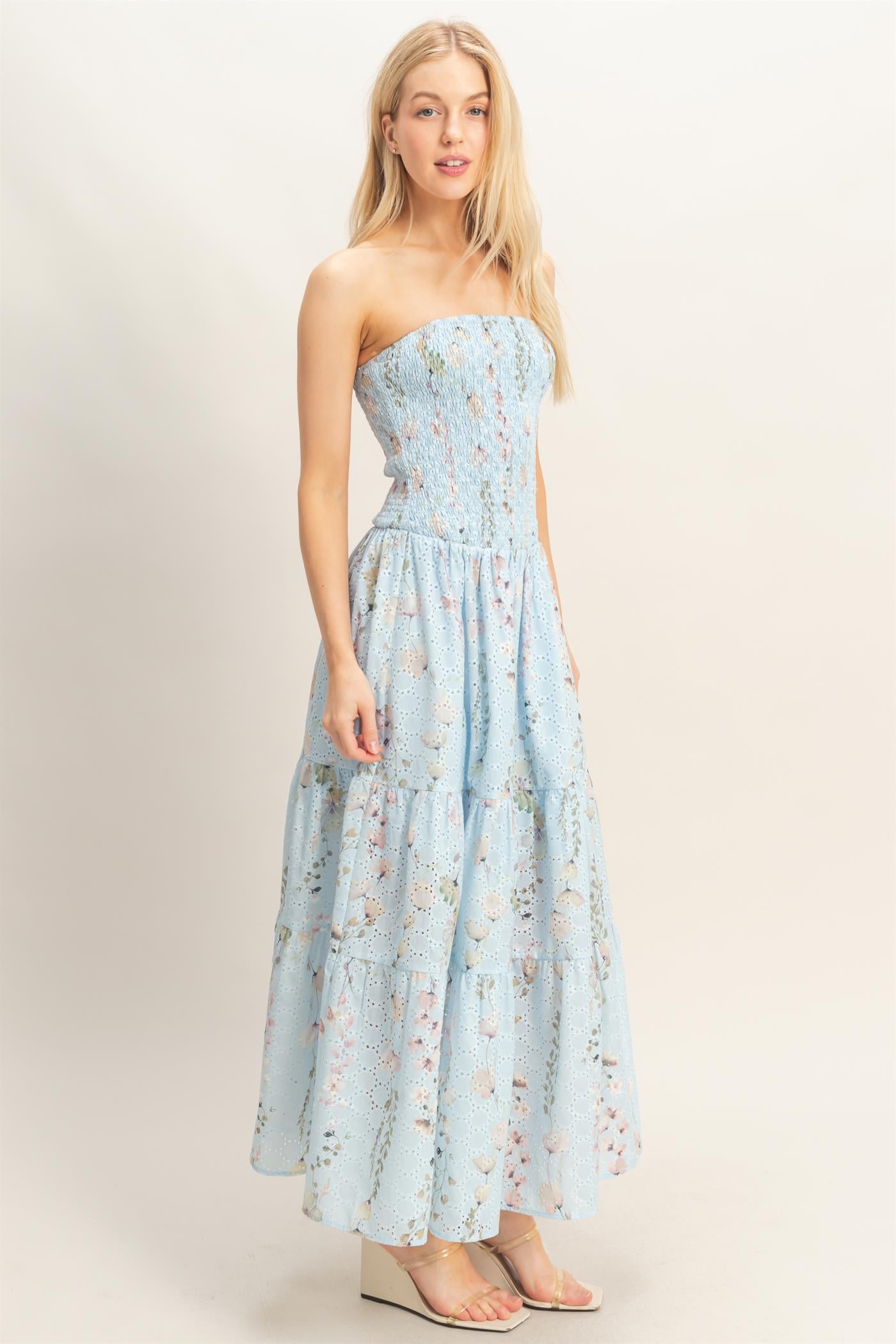 Wholesale Strapless Smocked Floral Dress Dresses HF25E642-D BLUE HYFVE