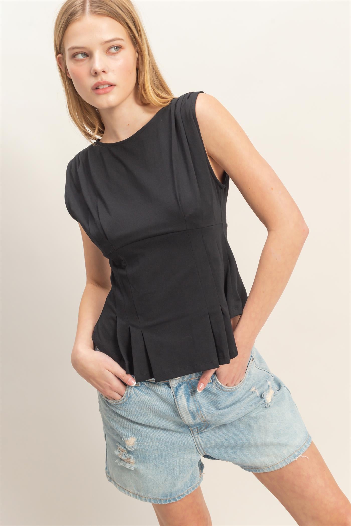 Wholesale Sleeveless Peplum Top Clothing Tops HF26A773 BLACK HYFVE