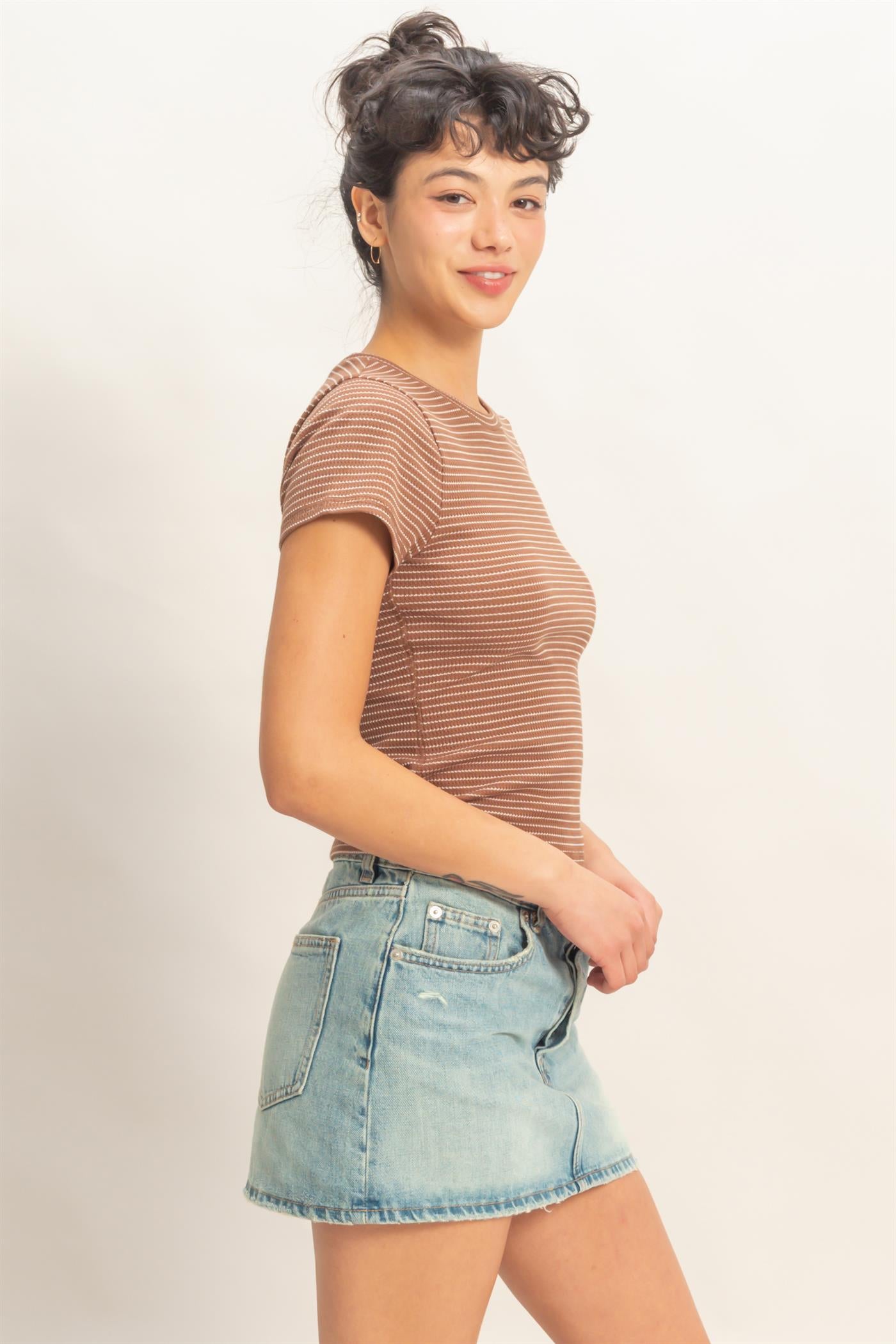 Wholesale Striped Ribbed Crew Neck Top Clothing Tops DZ26C281 BROWN DOUBLE ZERO