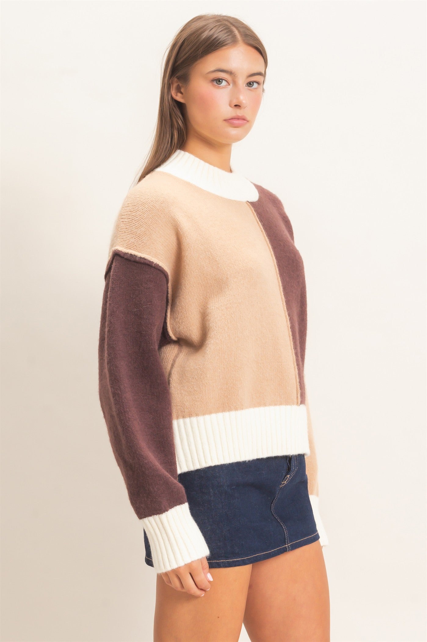 Wholesale Color Block Mock Neck Sweater Sweaters DZ27A211 BROWN DOUBLE ZERO