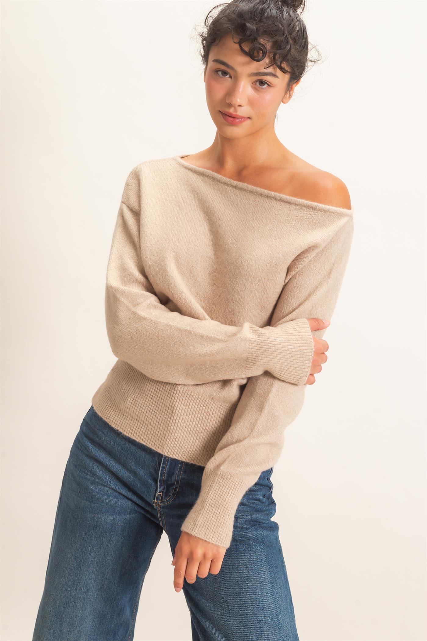 Wholesale Off The Shoulder Sweater Top Sweaters DZ26F290 TAUPE DOUBLE ZERO