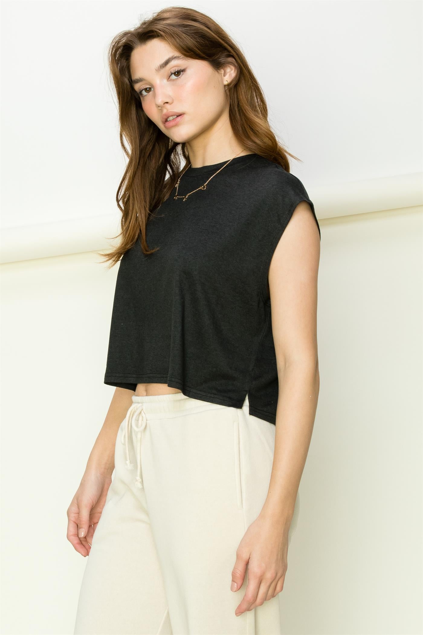 Wholesale Crew Neck Cropped Top Clothing Tops DZ22E688 BLACK DOUBLE ZERO