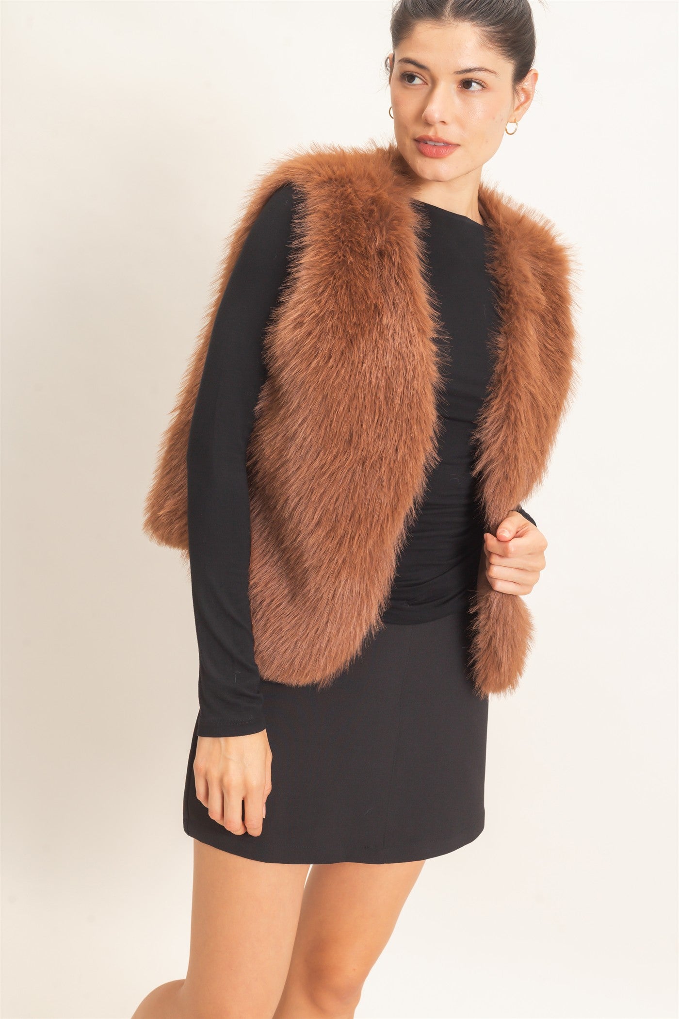 Wholesale Open-Front Faux Fur Vest Vests HF26F164 BROWN HYFVE