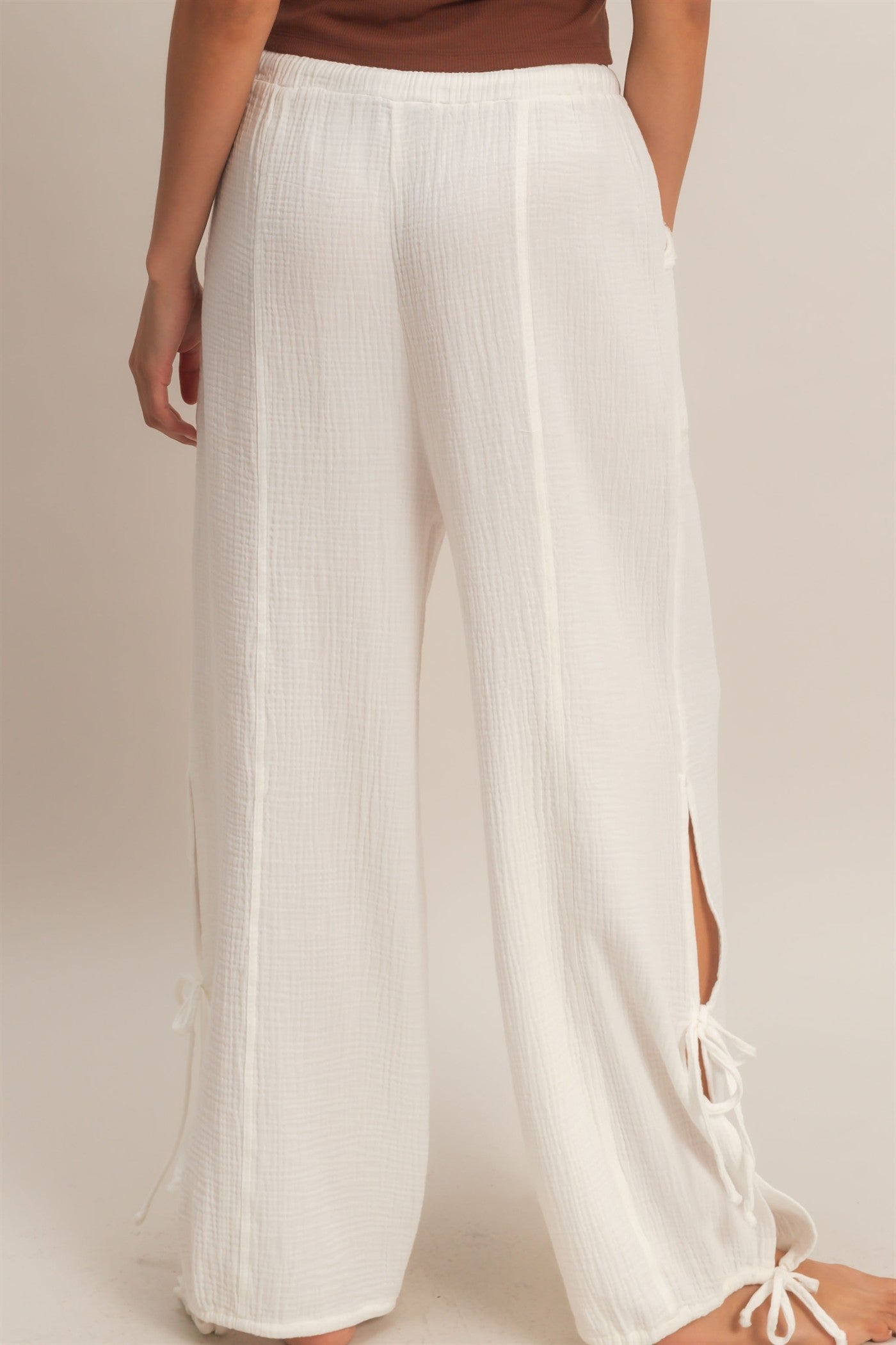 Wholesale Gauze Drawstring Jogger Pants Joggers HF26A822 OFF WHITE HYFVE