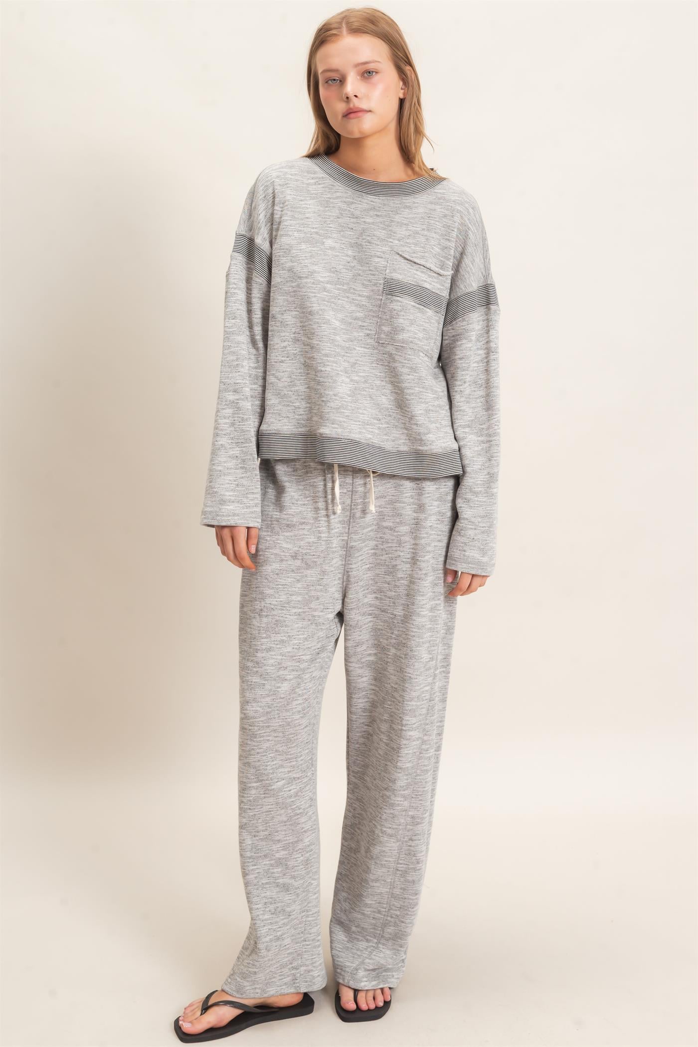 Wholesale Striped Trim Pocket Sweatshirt Sweatshirts HF26E557 HEATHER GRAY HYFVE