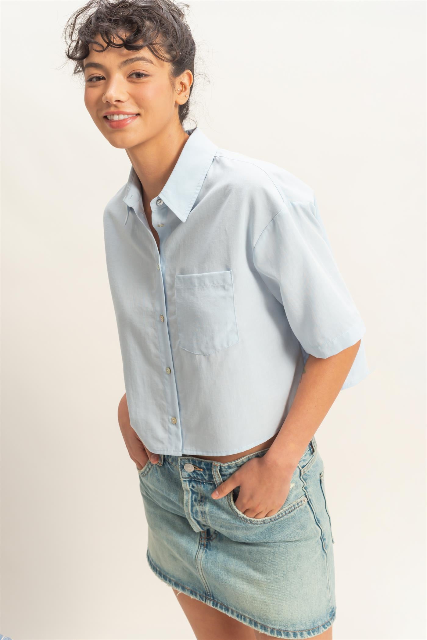 Wholesale Linen Blend Cropped Button-Up Shirt With Pocket Clothing Tops DZ26A583 ICE BLUE DOUBLE ZERO
