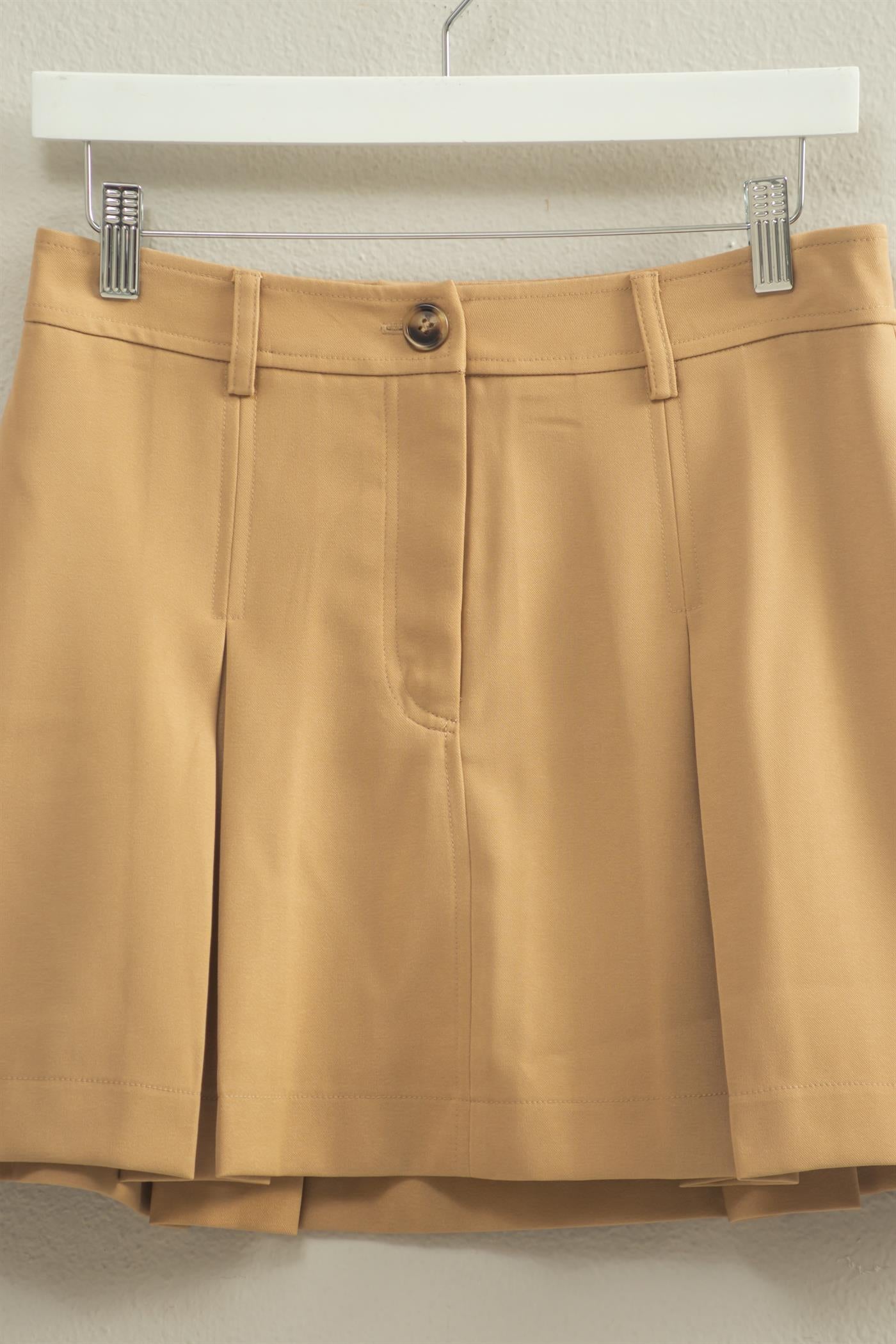 Wholesale Pleated Mini Skirt With Tailored Waistband Skirts HF25C867 CAMEL HYFVE