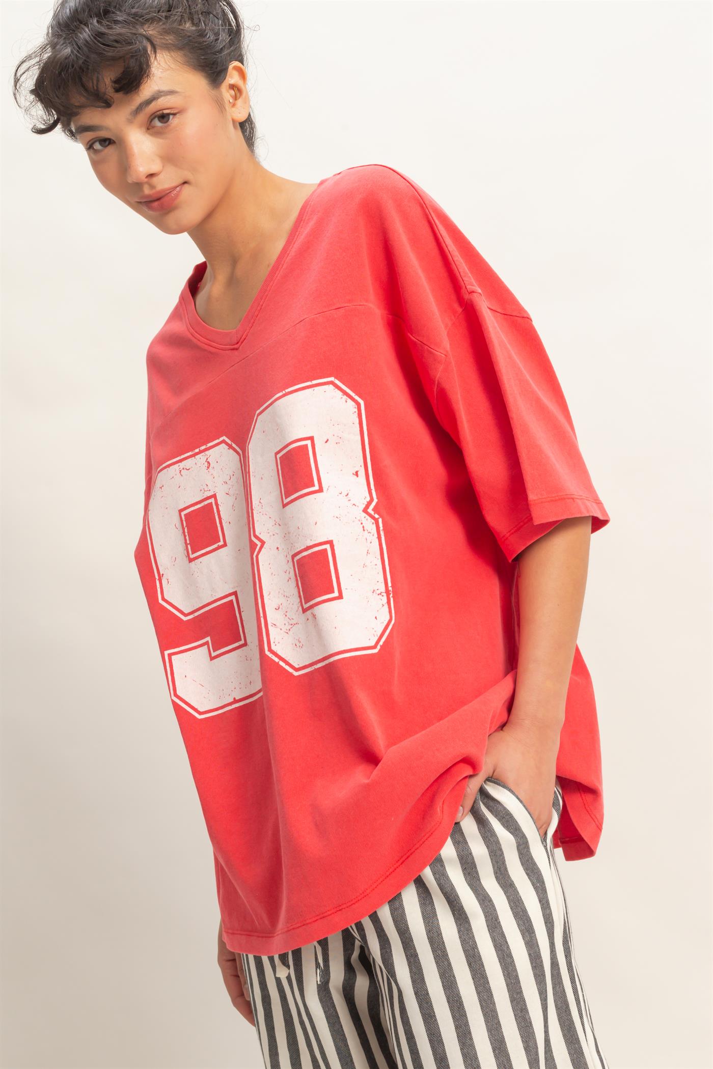 Wholesale Oversized Varsity Style V-Neck Graphic T-Shirt T-Shirts DZ26C200 RED DOUBLE ZERO
