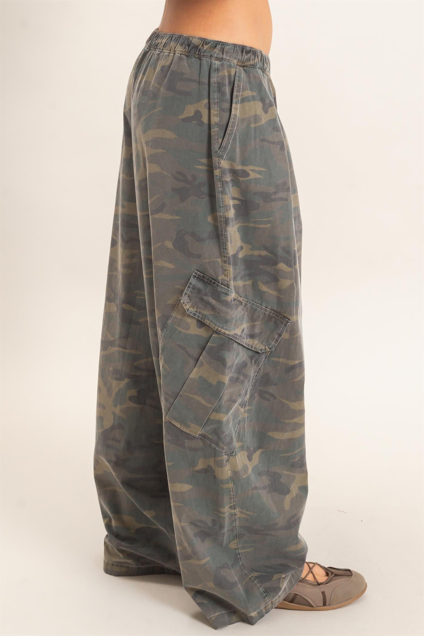 Wholesale Camouflage Cargo Pocket Pants Pants DZ26C891 DARK GREEN DOUBLE ZERO