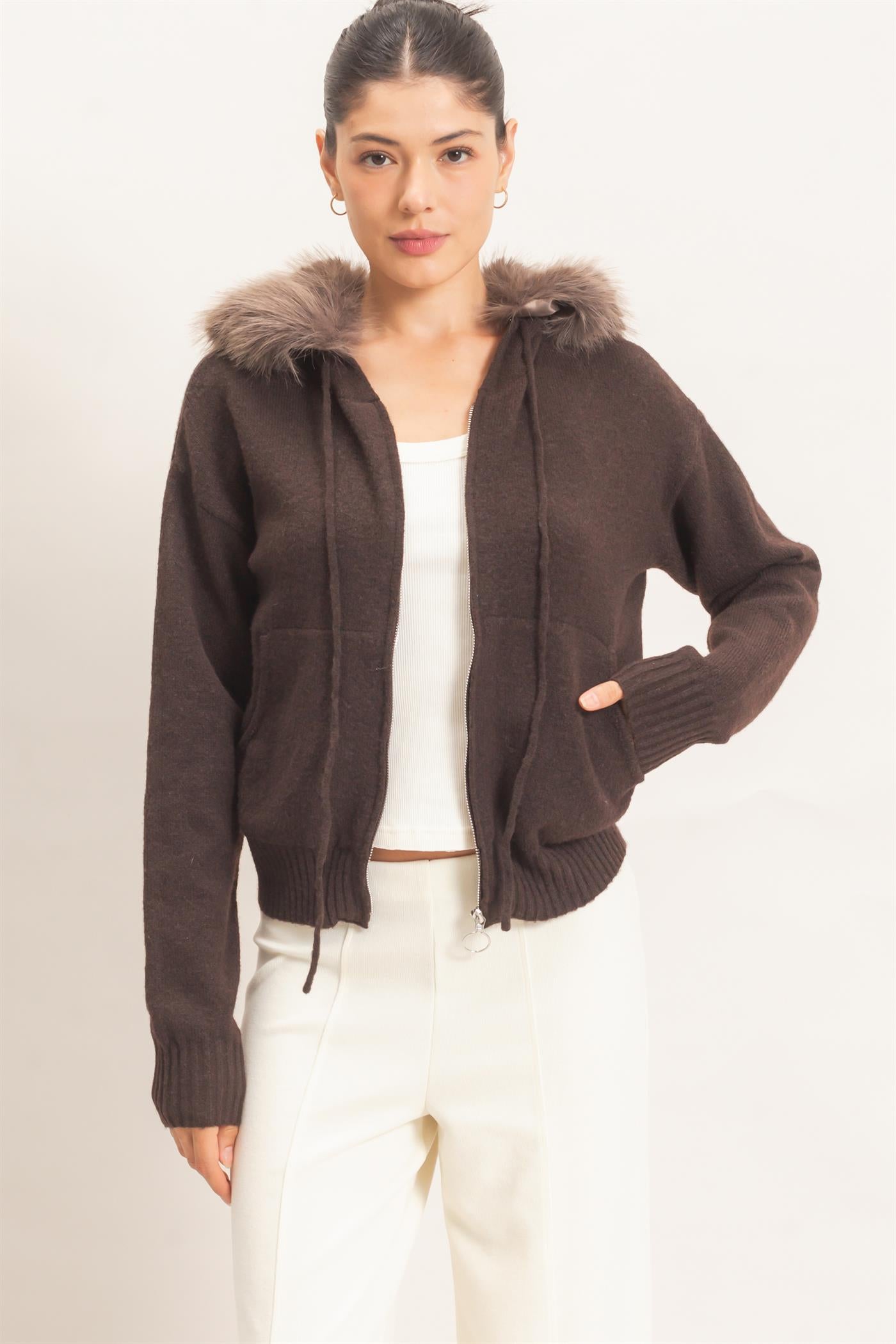 Wholesale Detachable Faux Fur Trim Zip-Up Hoodie Cardigans HF26F173 BROWN HYFVE