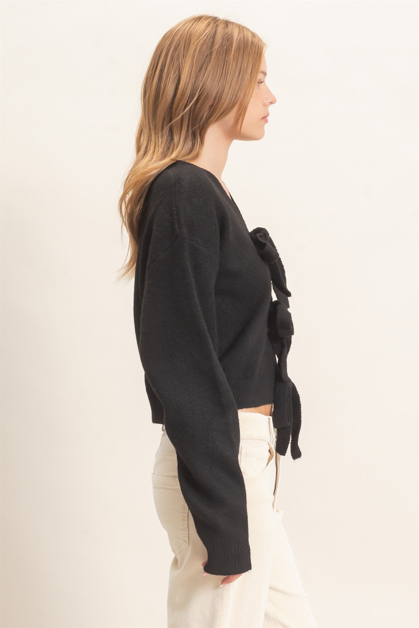 Wholesale Two-Way Bow Tie Sweater Sweaters HF26E167 BLACK HYFVE