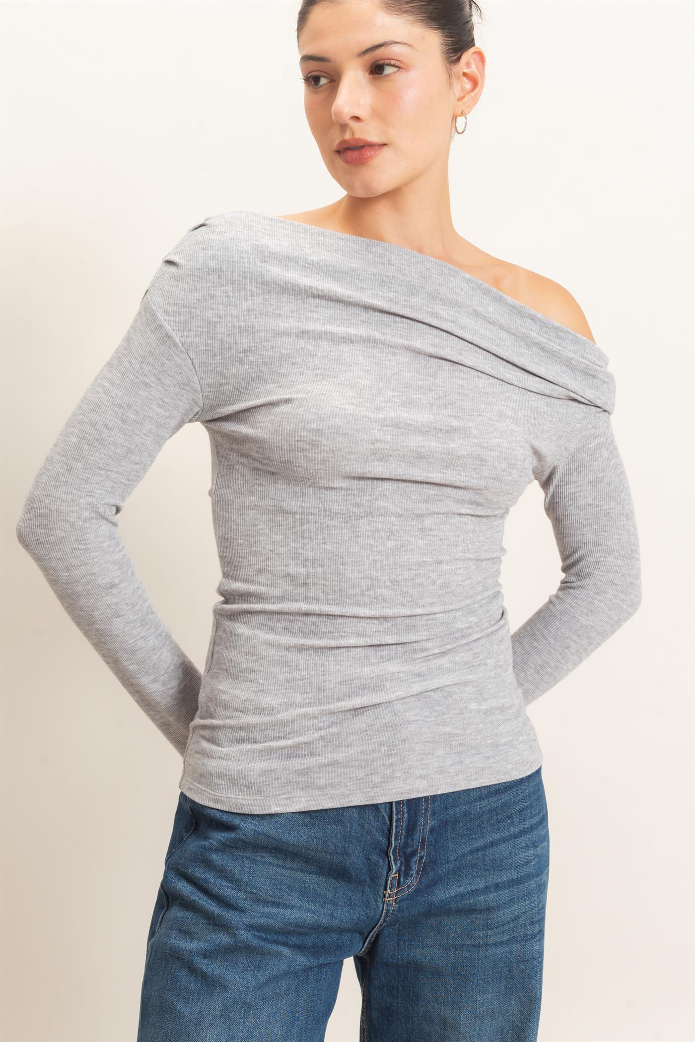 Wholesale Asymmetrical Off-Shoulder Top Clothing Tops HF26E377 HEATHER GRAY HYFVE
