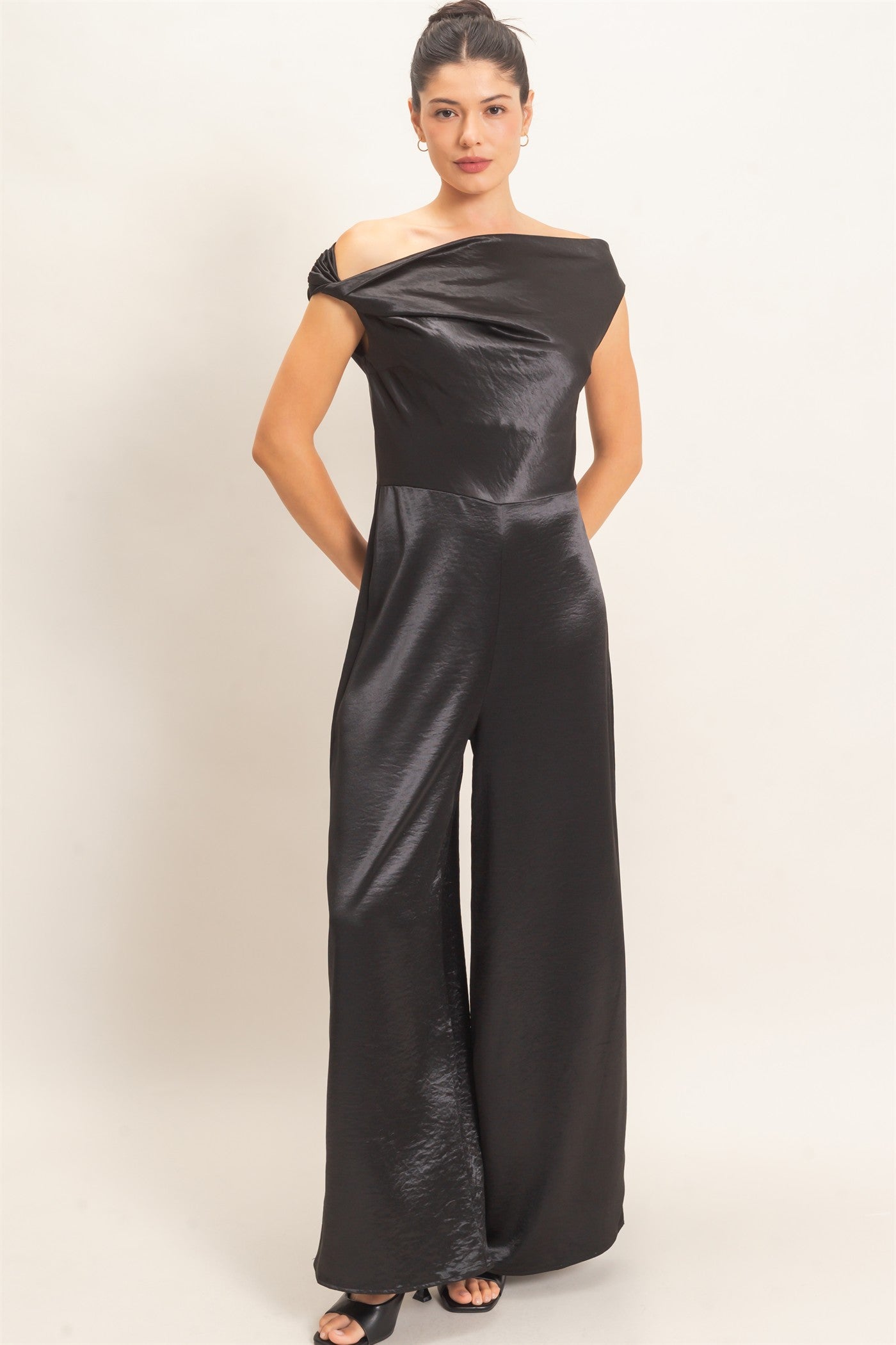 Wholesale Asymmetrical Cowl Neck Wide Leg Jumpsuit Clothing HF26F009 BLACK HYFVE