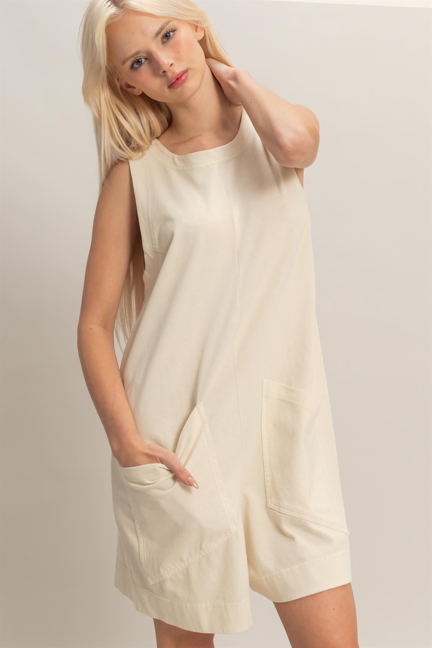 Wholesale Pocket Detail Sleeveless Romper Clothing DZ26A327 ALPACA DOUBLE ZERO