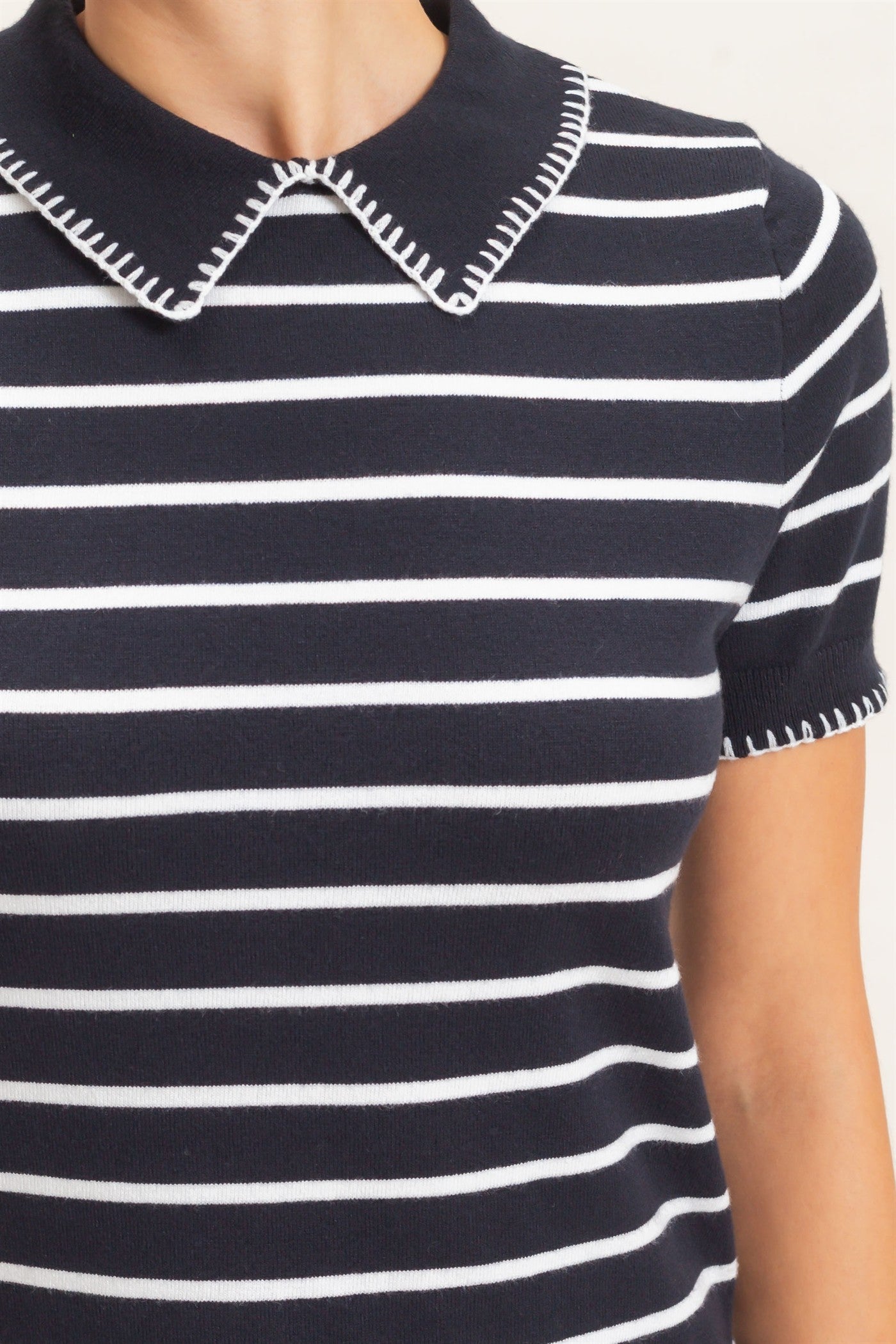 Wholesale Striped Polo Collar Sweater Sweaters HF26E233 NAVY HYFVE