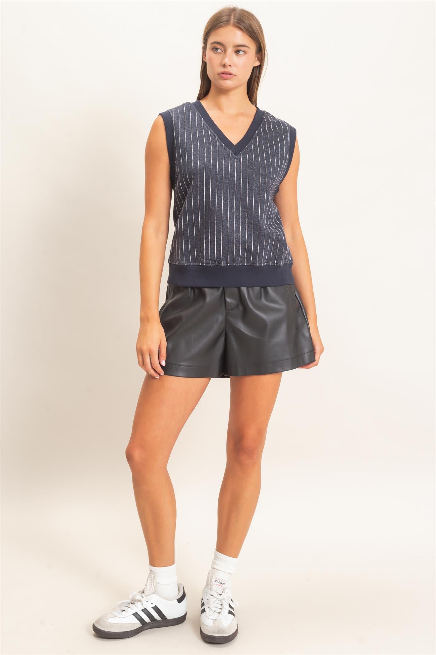 Wholesale V-Neck Pinstripe Sleeveless Top Clothing Tops DZ26E626 NAVY DOUBLE ZERO