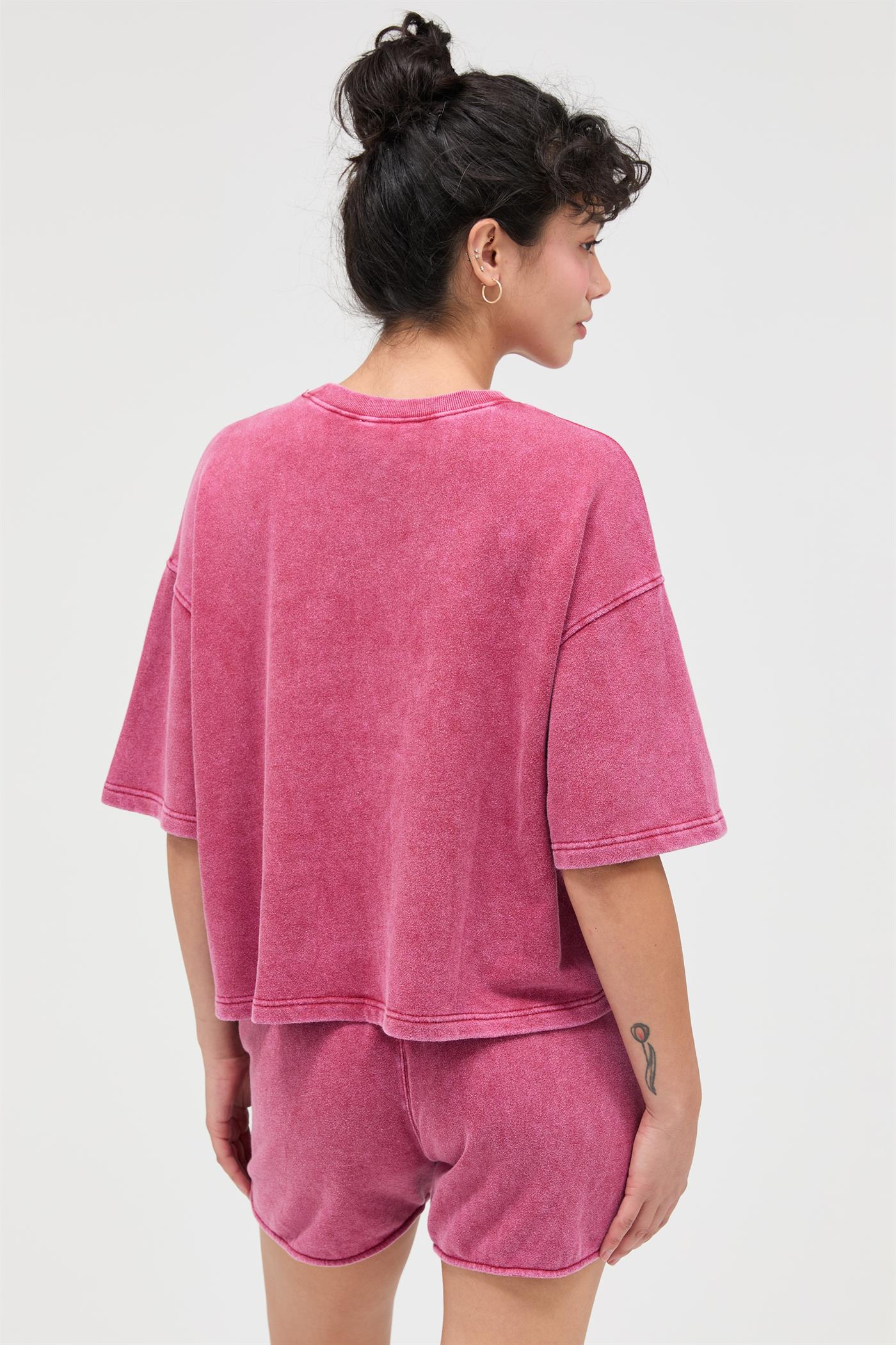 Wholesale Acid Wash Boxy Crew Neck Top T-Shirts DZ26C093 DARK RED DOUBLE ZERO