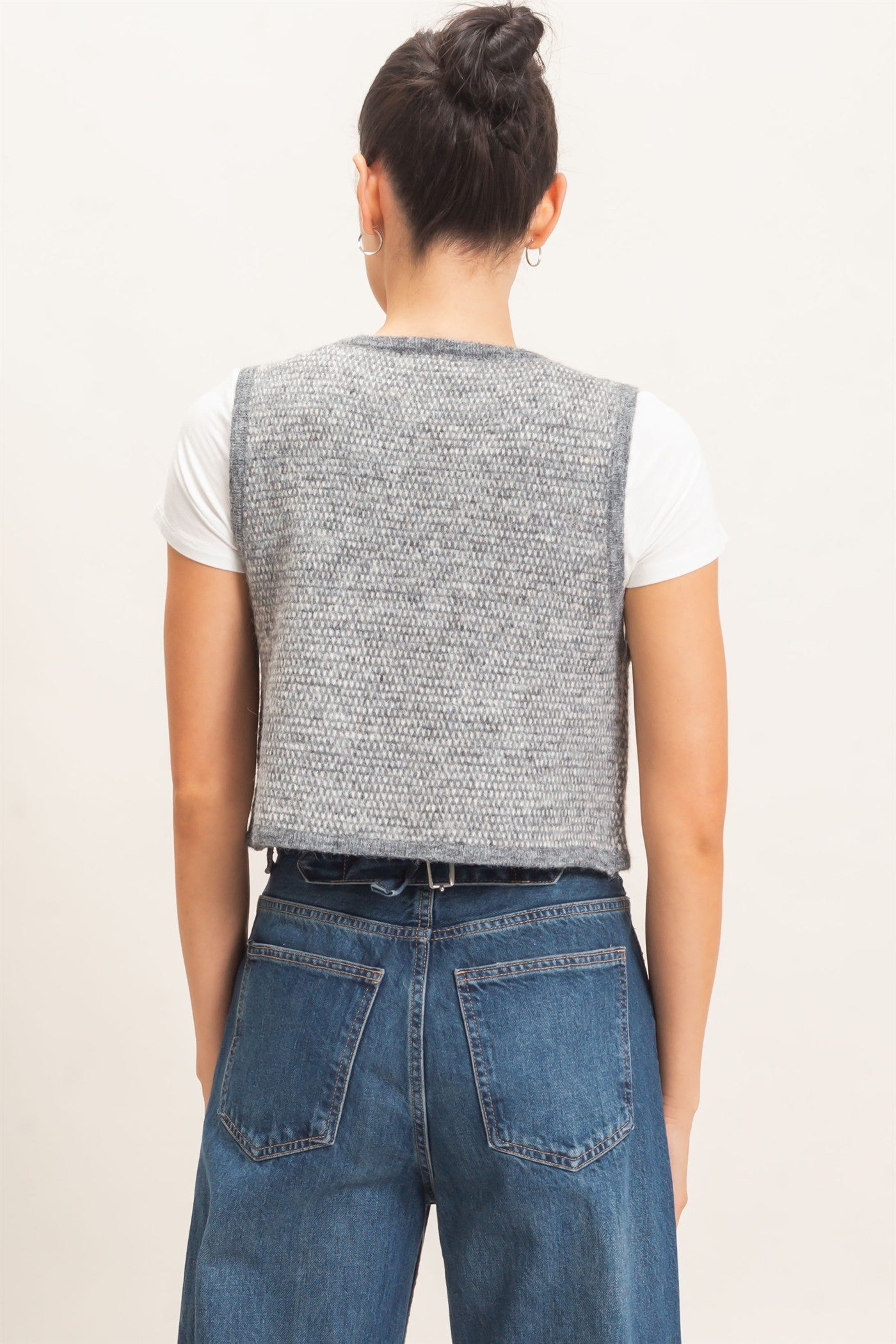 Wholesale Sweater Vest With Front Ties Sweaters HF26E140 GRAY HYFVE