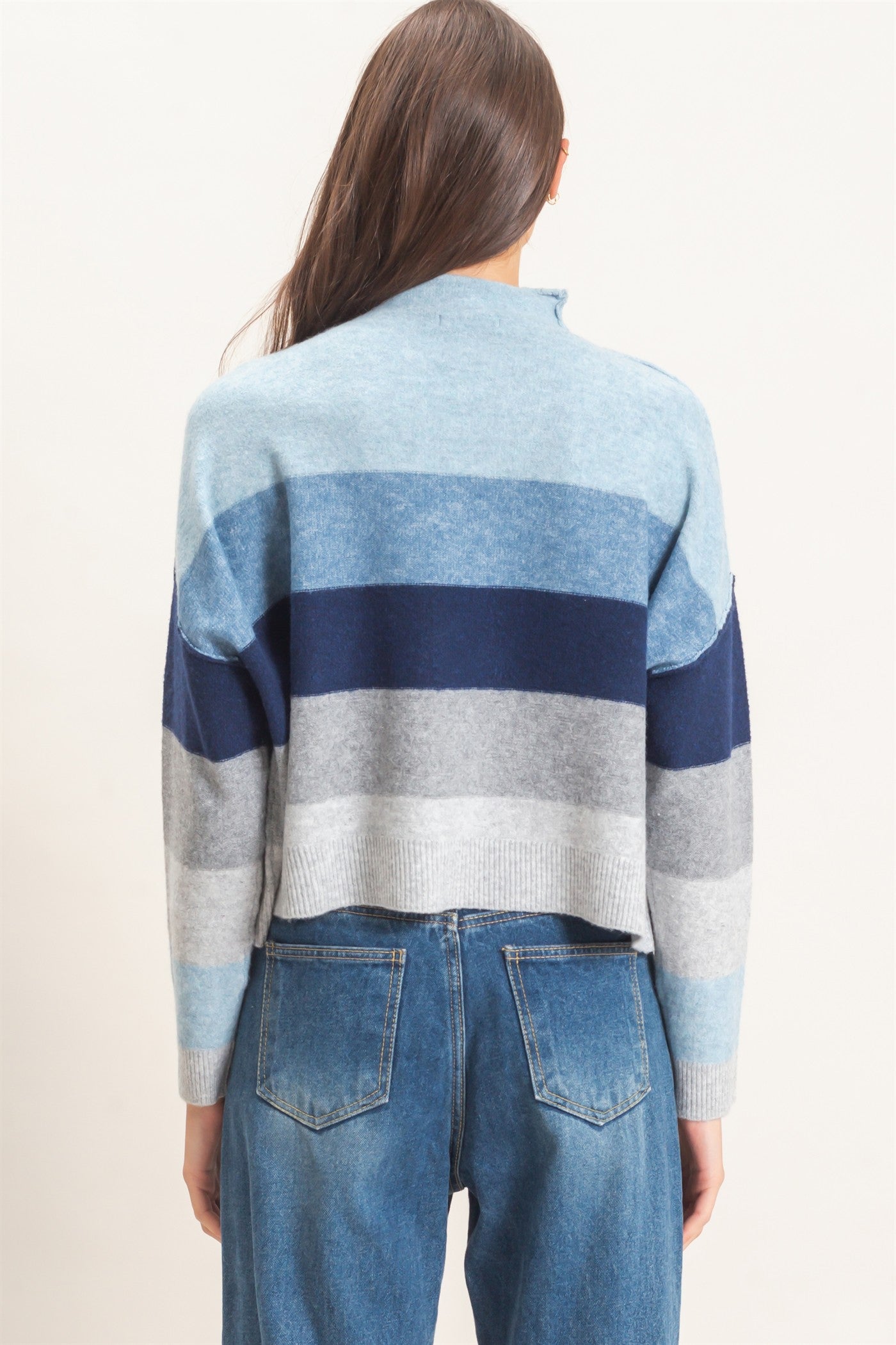 Wholesale Color Block Turtleneck Sweater Sweaters HF26E362 BLUE COMBO HYFVE