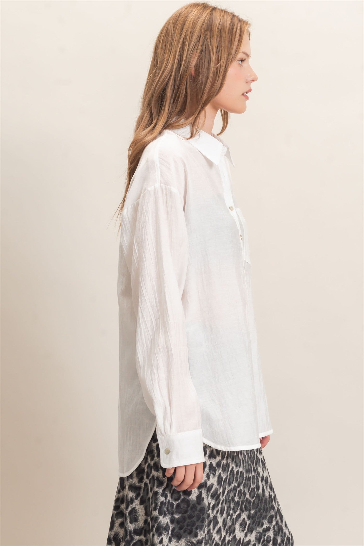 Wholesale Crinkled Button-Up Shirt Clothing Tops HF26E691 OFF WHITE HYFVE
