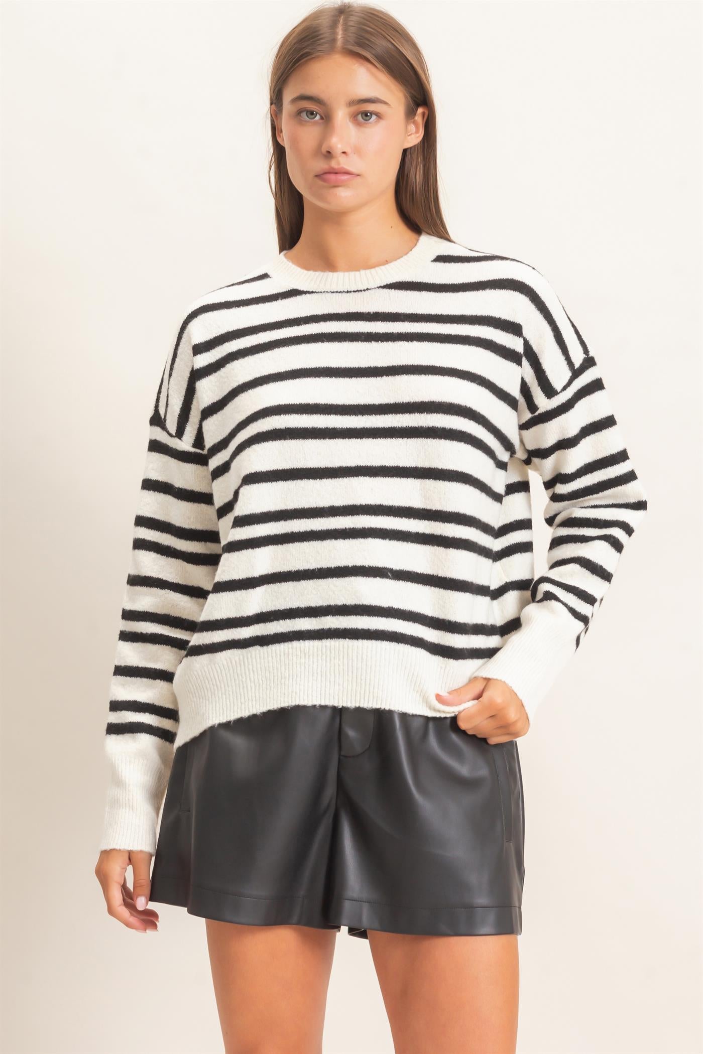 Wholesale Striped Crew Neck Sweater Sweaters DZ26E389 CREAM DOUBLE ZERO