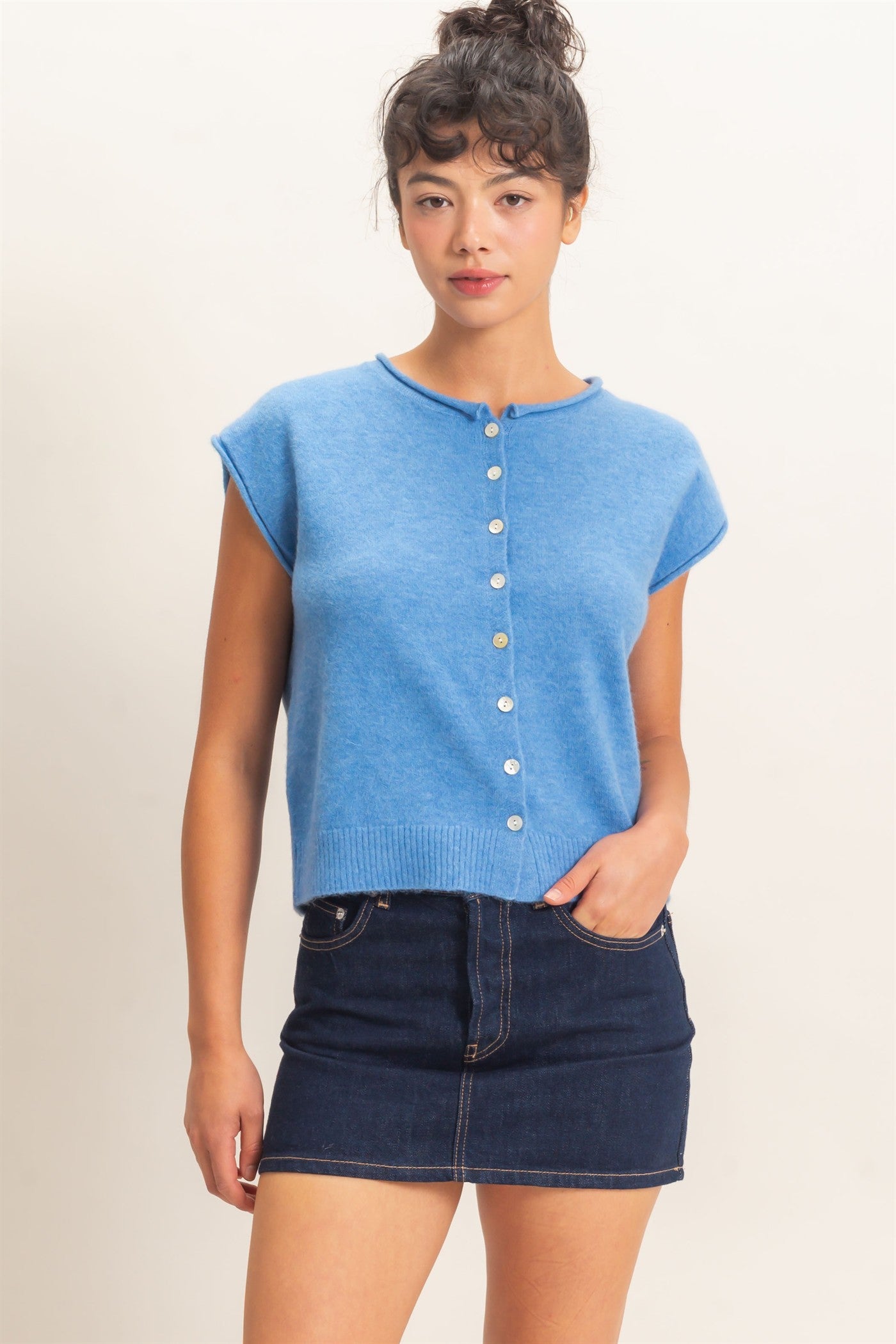 Wholesale Rolled Edge Button Front Sweater Vest Sweaters DZ26E239 BLUE DOUBLE ZERO
