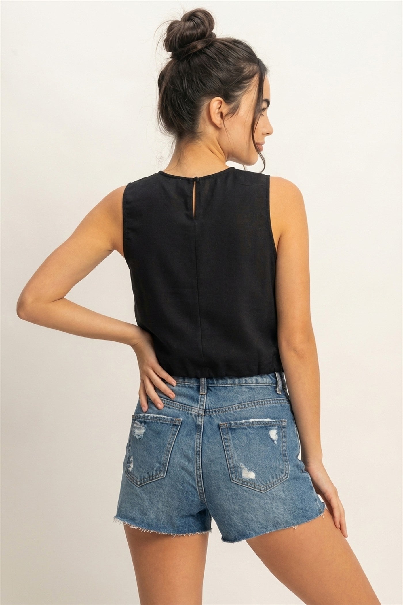 Wholesale Sand Washed Sleeveless Crop Top Clothing Tops DZ25C515 BLACK DOUBLE ZERO
