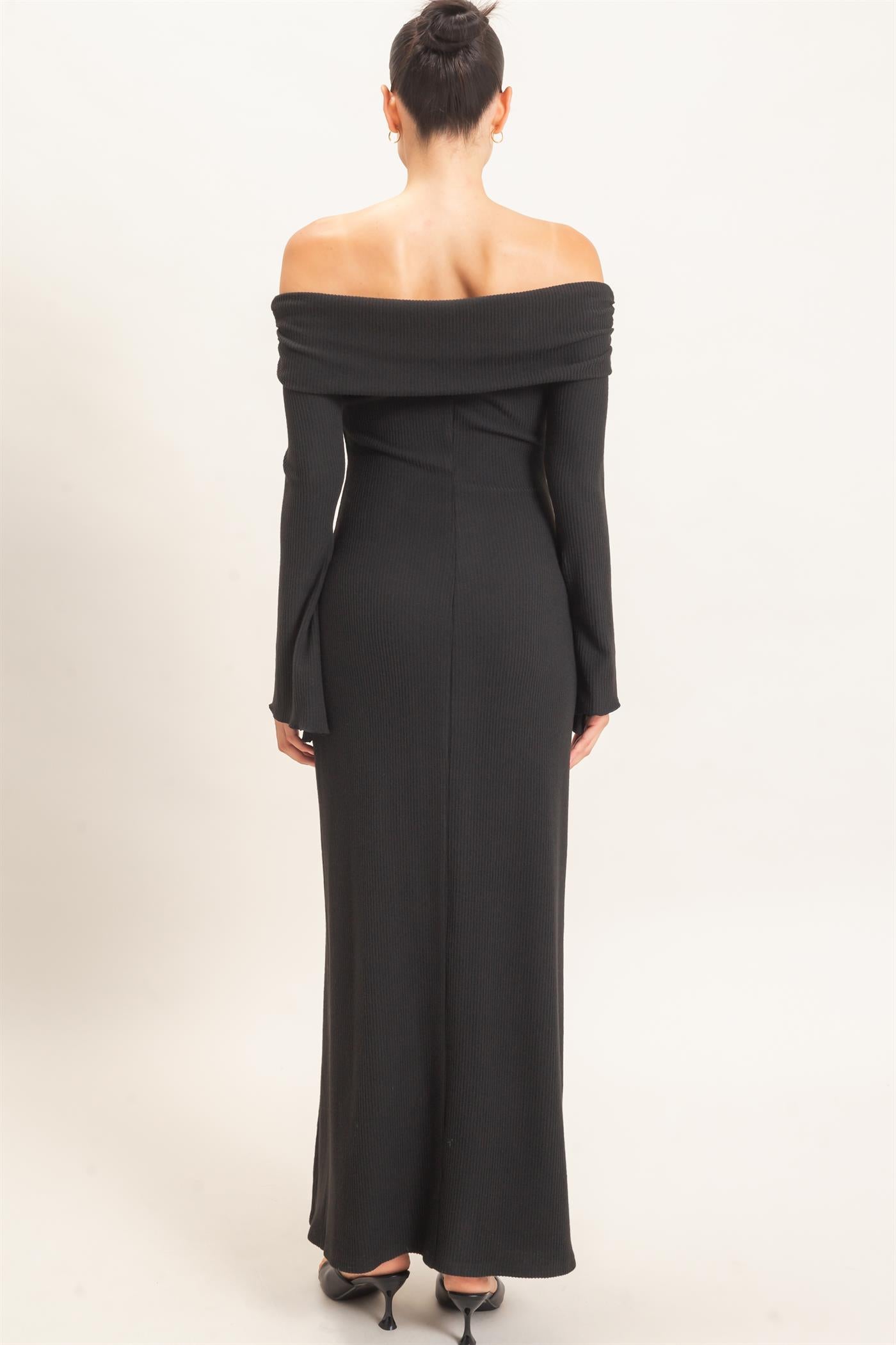 Wholesale Off-Shoulder Maxi Dress Dresses HF26F033 BLACK HYFVE
