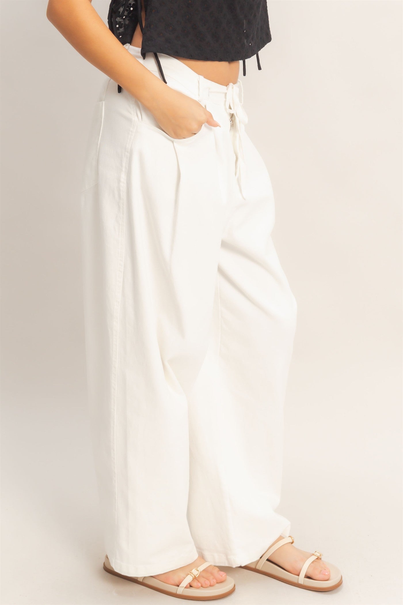 Wholesale Drawstring Wide-Leg Pants Pants HF26A393 WHITE HYFVE