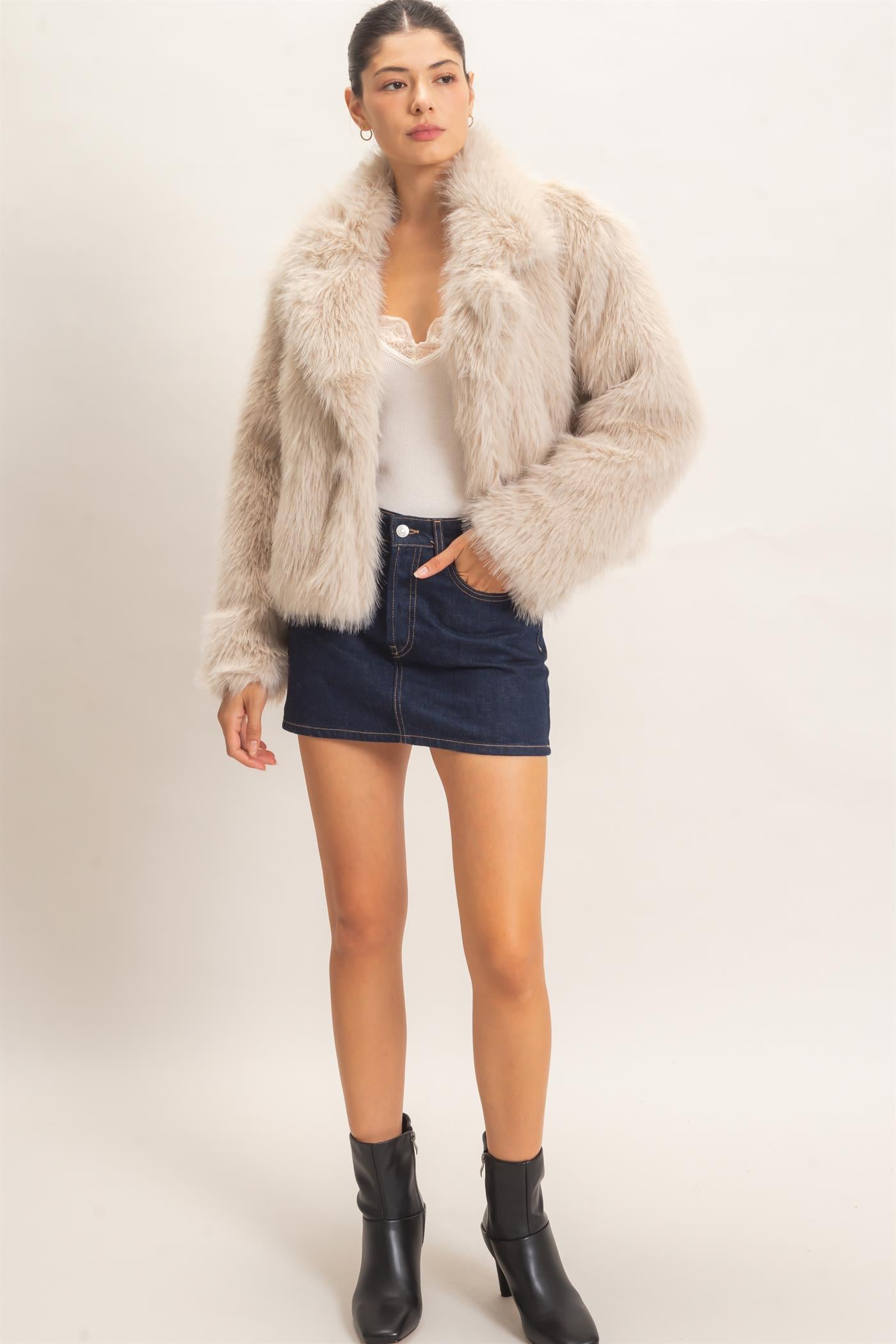 Wholesale Shawl Collar Faux Fur Jacket Outerwear HF26F207-D TAUPE HYFVE