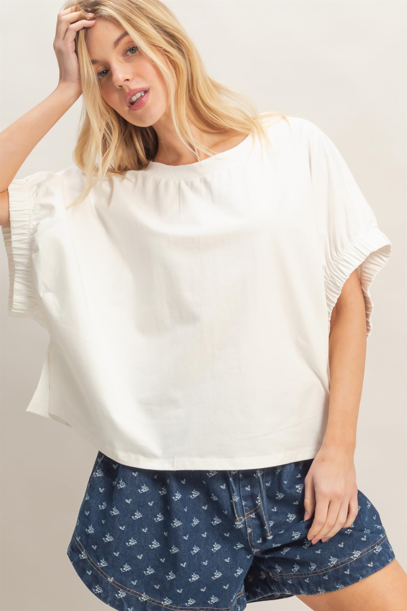 Wholesale Oversized Elastic Cuff Top T-Shirts HF26C082 OFF WHITE HYFVE