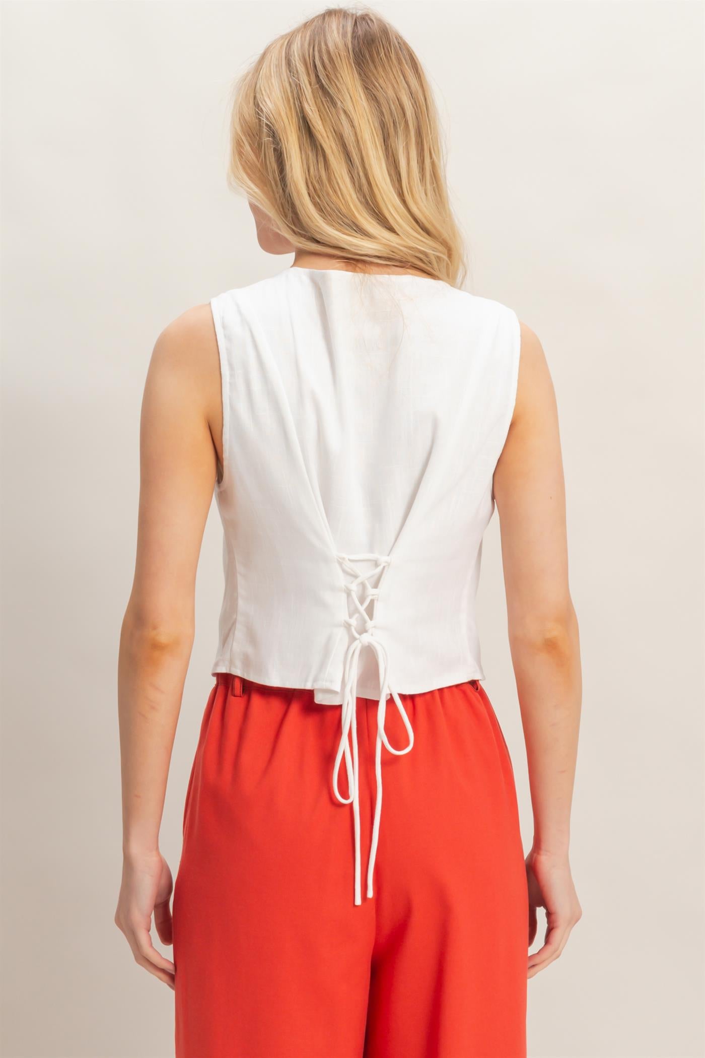 Wholesale Sleeveless Button Front Top Clothing Tops HF26A583 OFF WHITE HYFVE