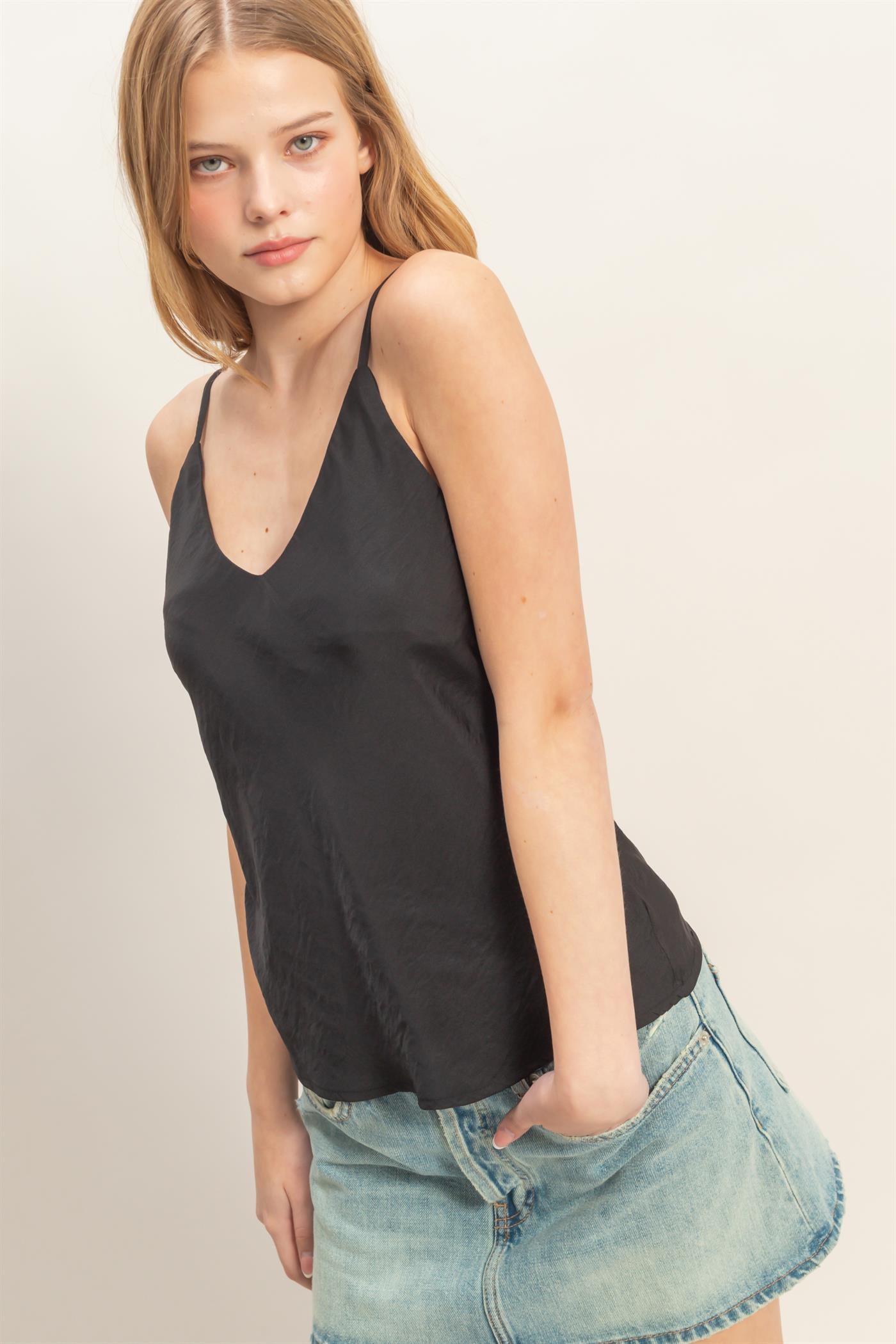 Wholesale Satin Bias V-Neck Camisole Camisoles HF26E318 BLACK HYFVE
