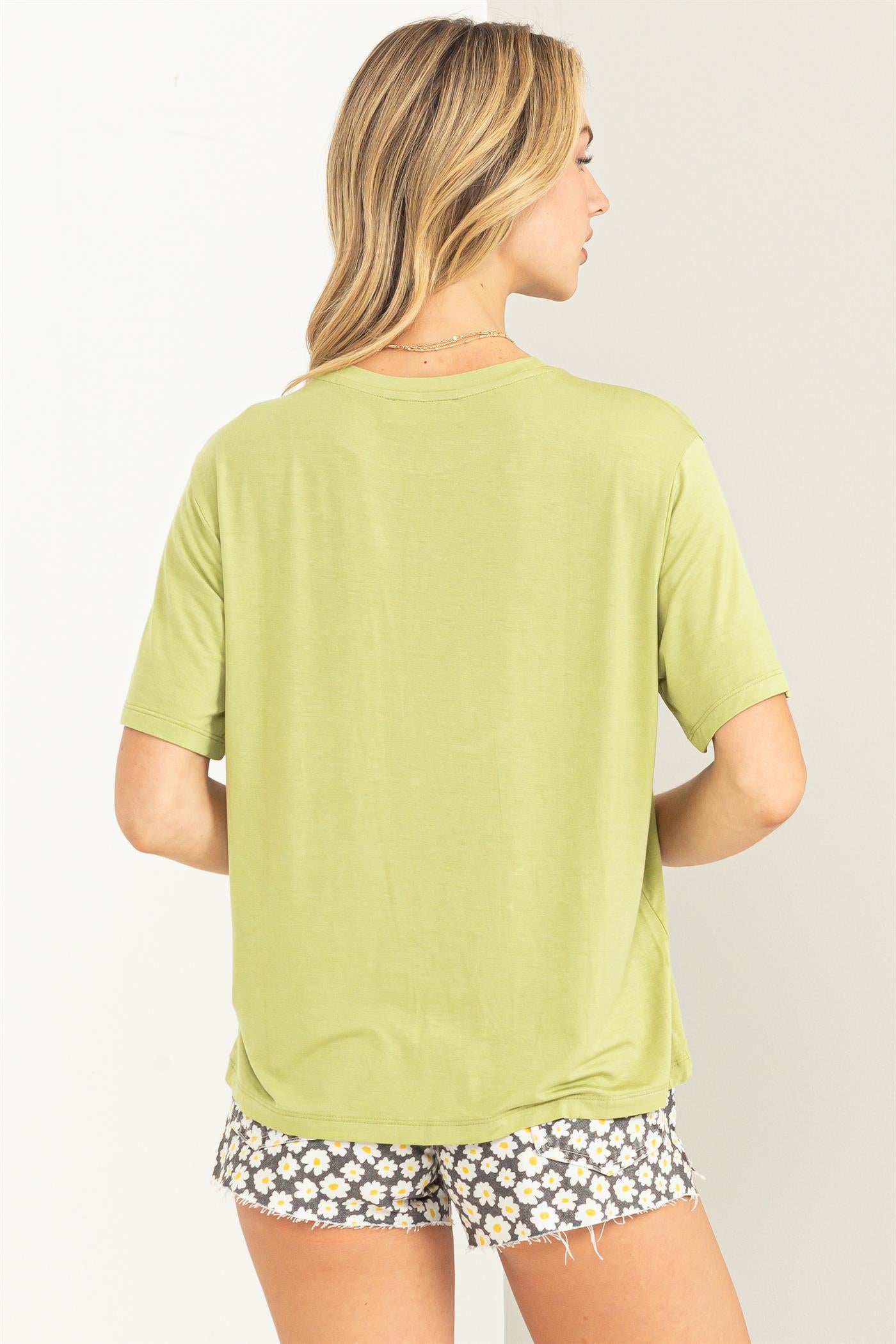 Wholesale Oversized Pocket Tee Clothing Tops DZ23C568 PALE OLIVE HYFVE
